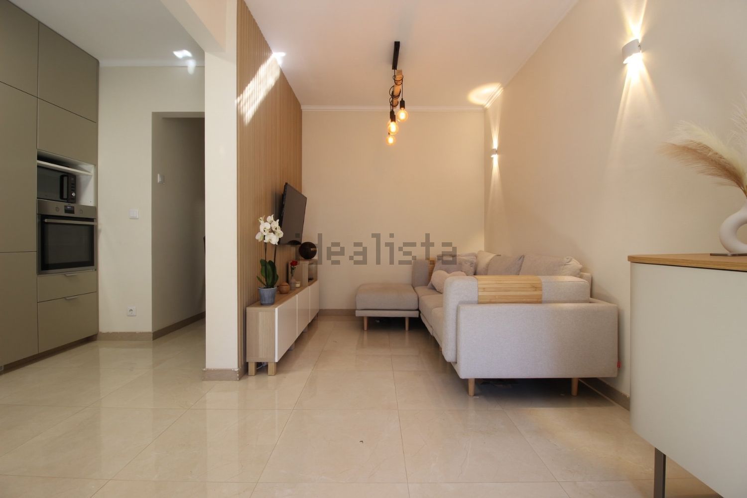 公寓 t2出售在Praça São Bartolomeu, 6 - 客厅