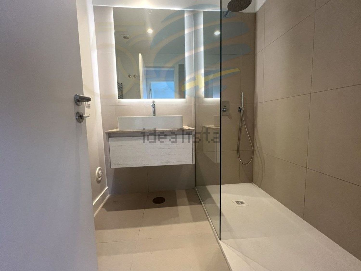 出租公寓 t2在Porto Salvo - 卫生间