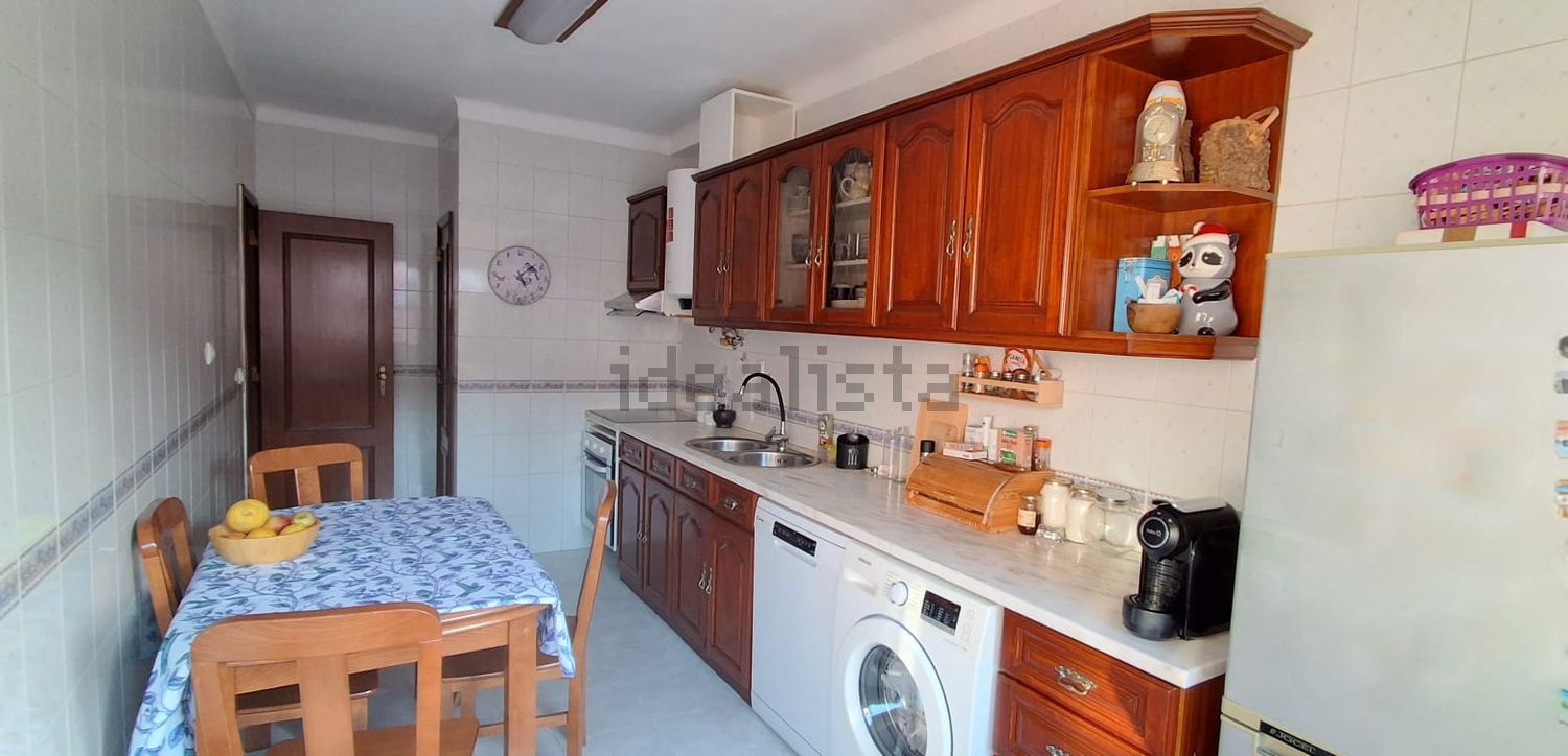 公寓 t3出售在Praça da Restauração - 厨房