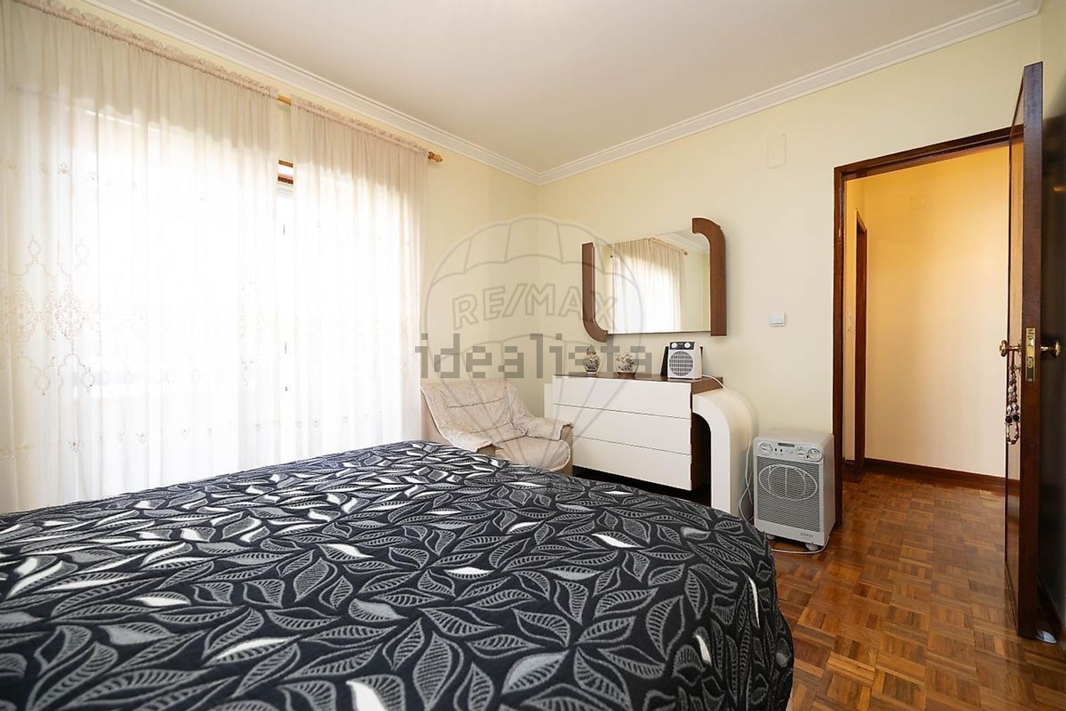 公寓 t3出售在Avenida Ruy Luís Gomes - 卧室