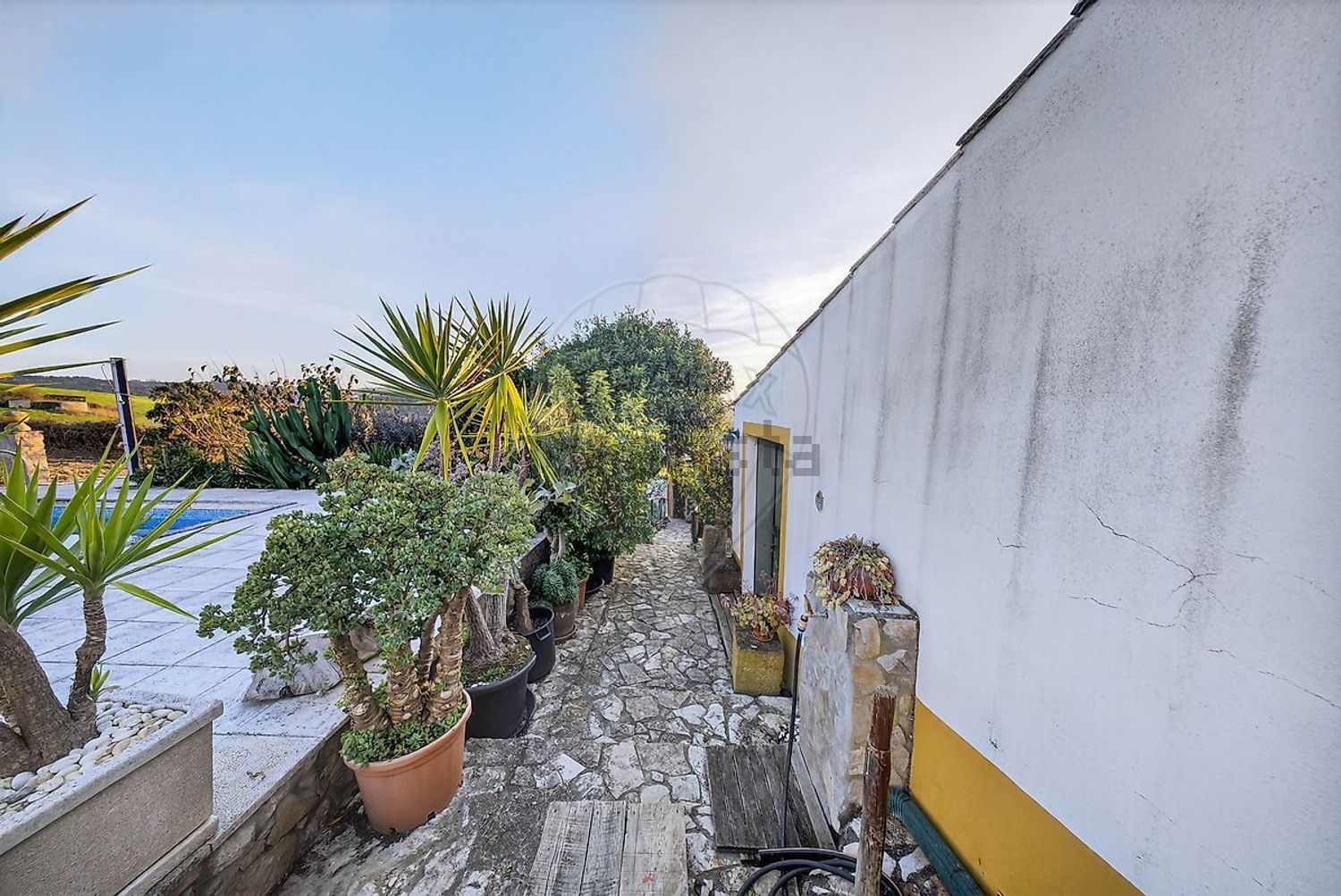 小楼房或独栋别墅出售在Rua Estreita - 照片