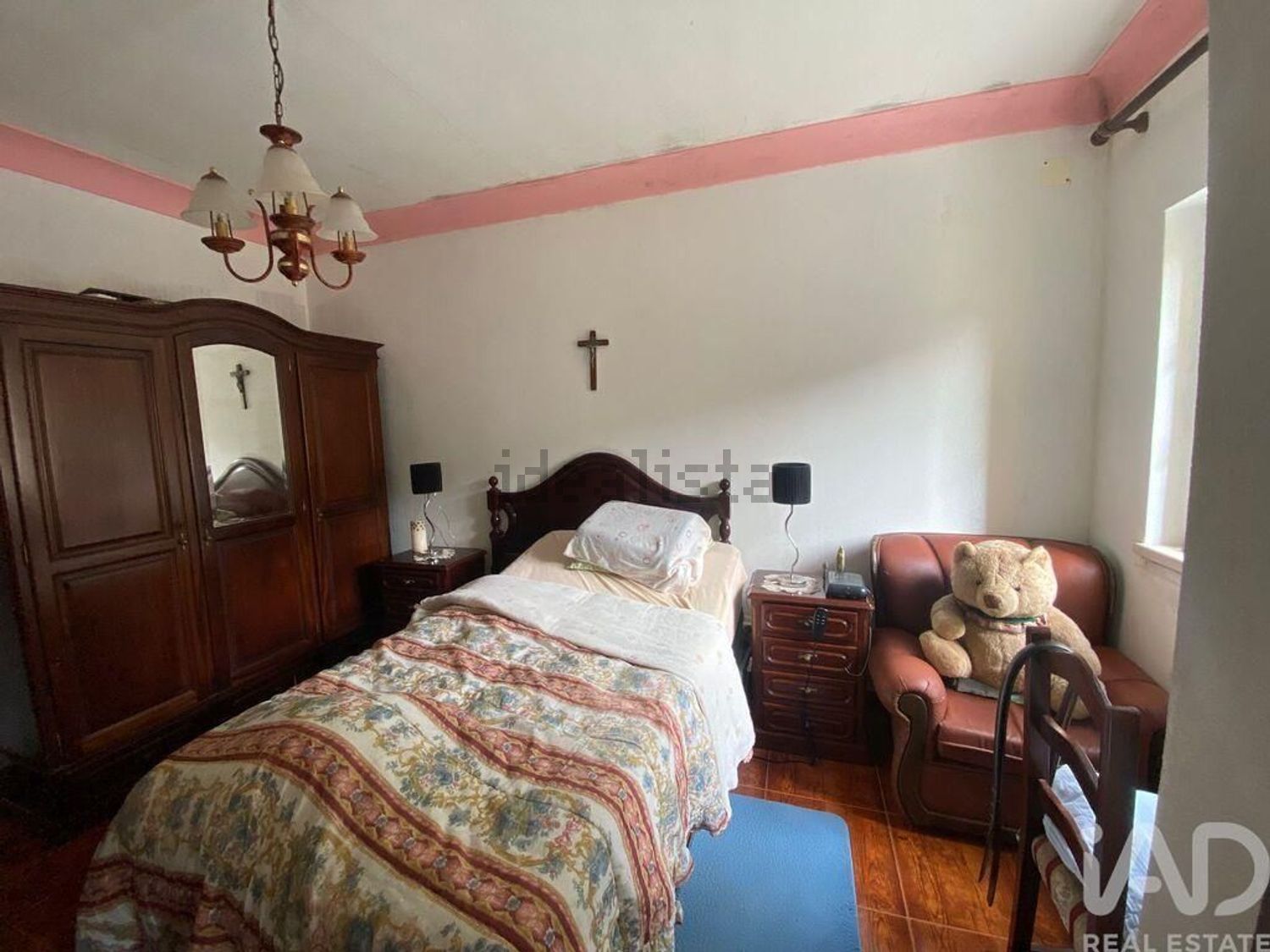 小楼房或独栋别墅出售在Lamas e Cercal - 卧室