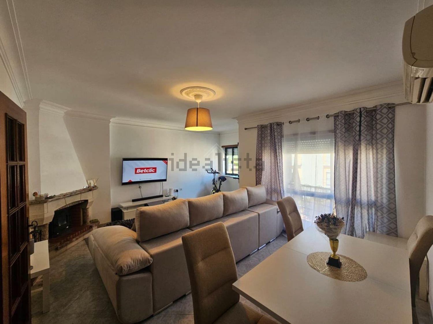 公寓 t3出售在Moita - 客厅