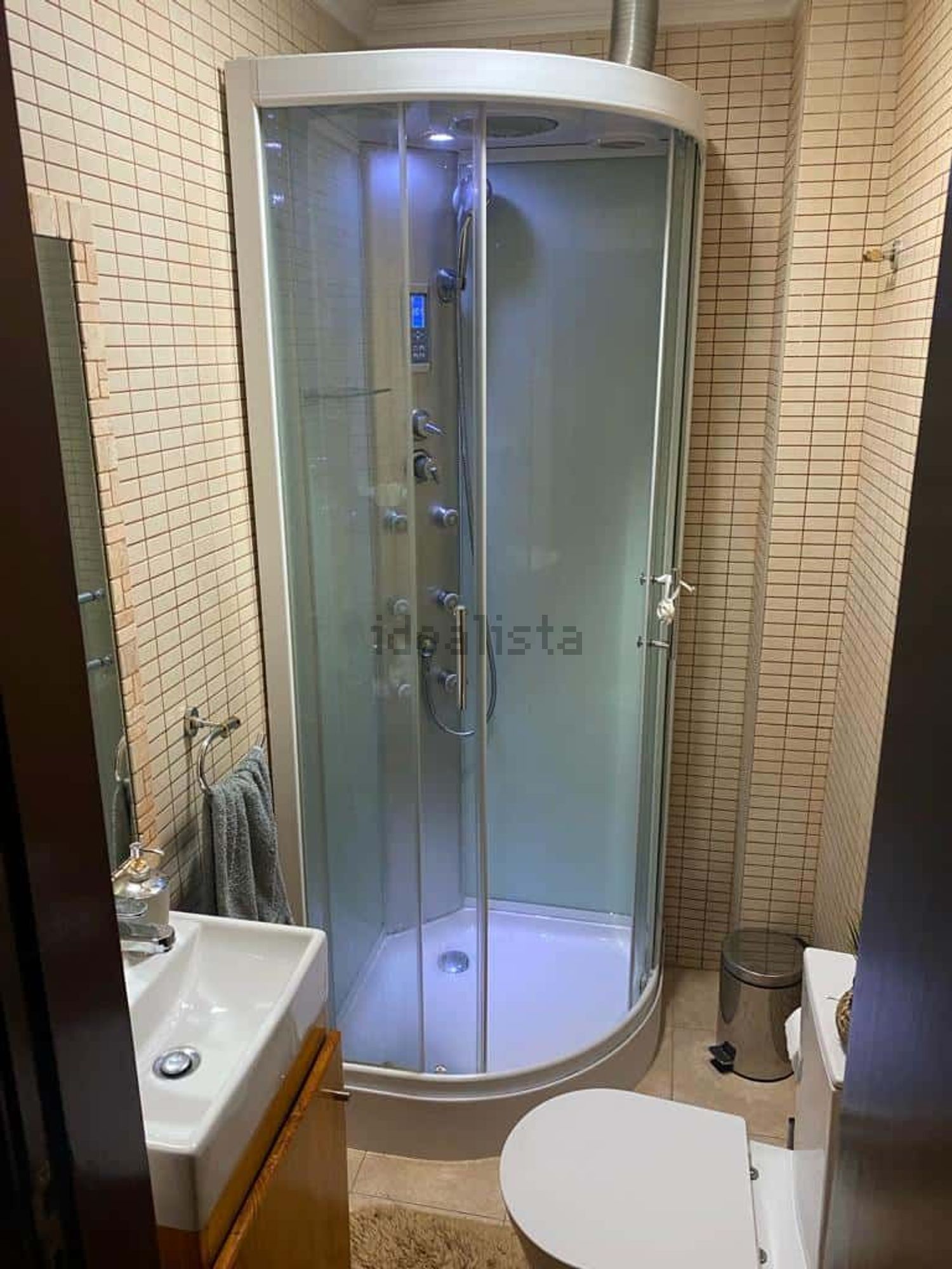 公寓 t2出售在Rua Mariano Vicente - 卫生间