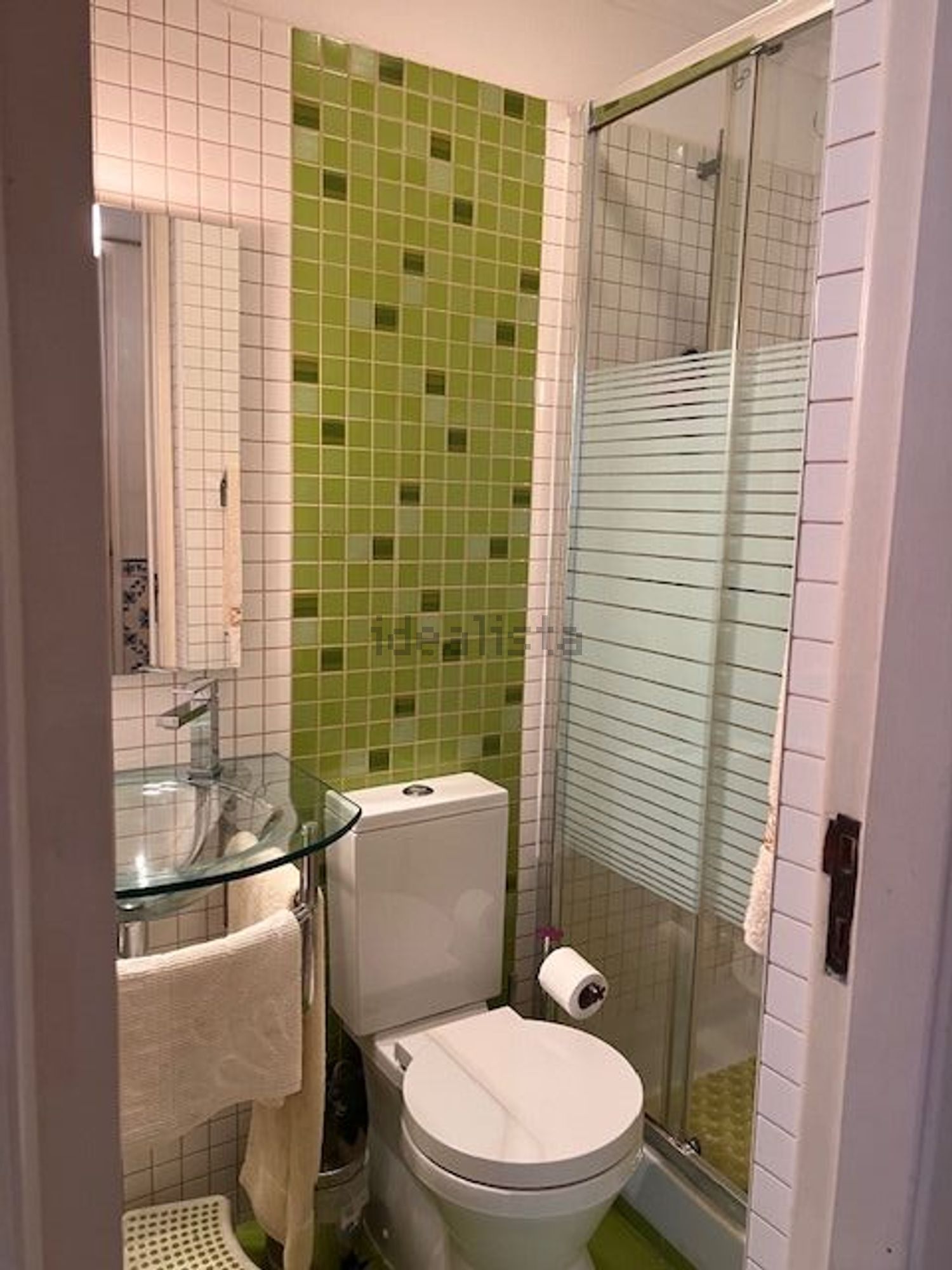 出租房间在Rua Leitão de Barros, 8 - 卫生间