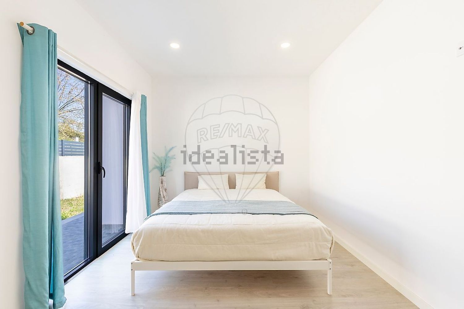 小楼房或独栋别墅出售在Praceta Da Lapa - 卧室