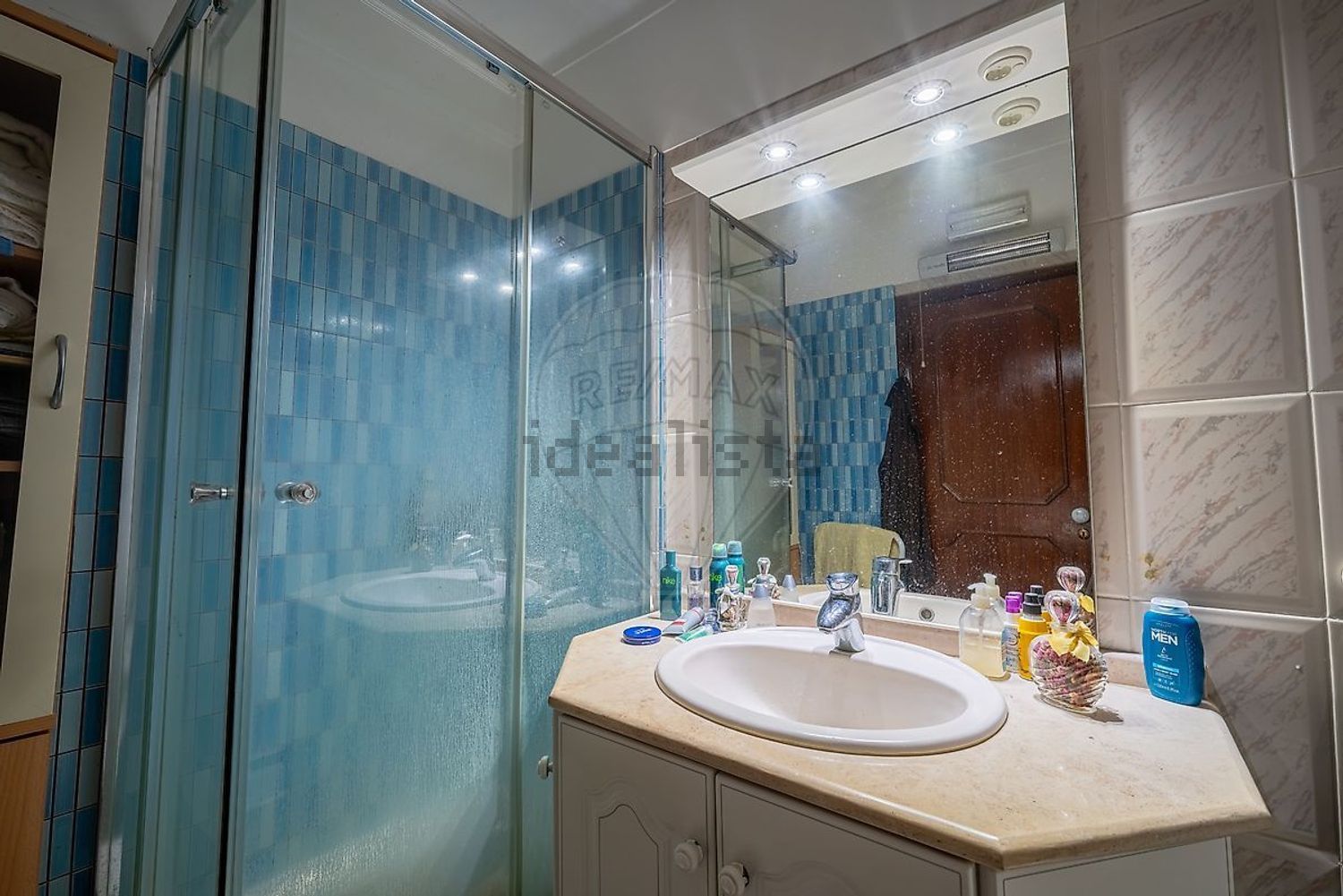 公寓 t2出售在Rua José Vicente Lopes - 卫生间