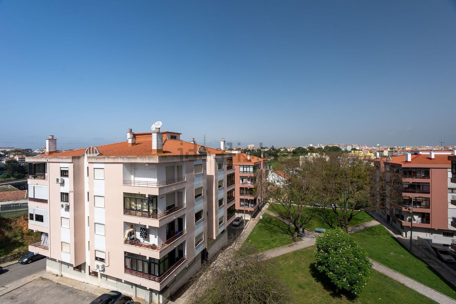 公寓 t2出售在Praça Salgueiro Maia, 10 - 视线