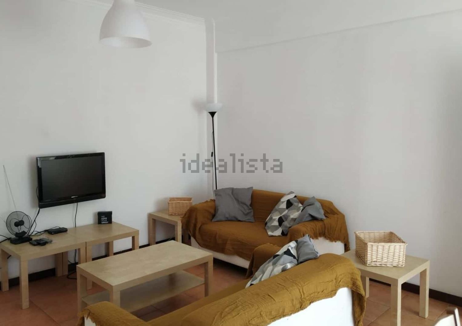 出租房间在Rua Cordeiro Ferreira, 16 - 客厅