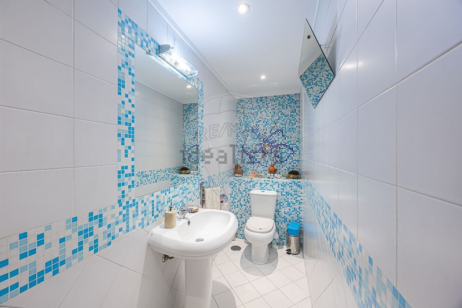 公寓 t3出售在Rua António França Borges - 卫生间