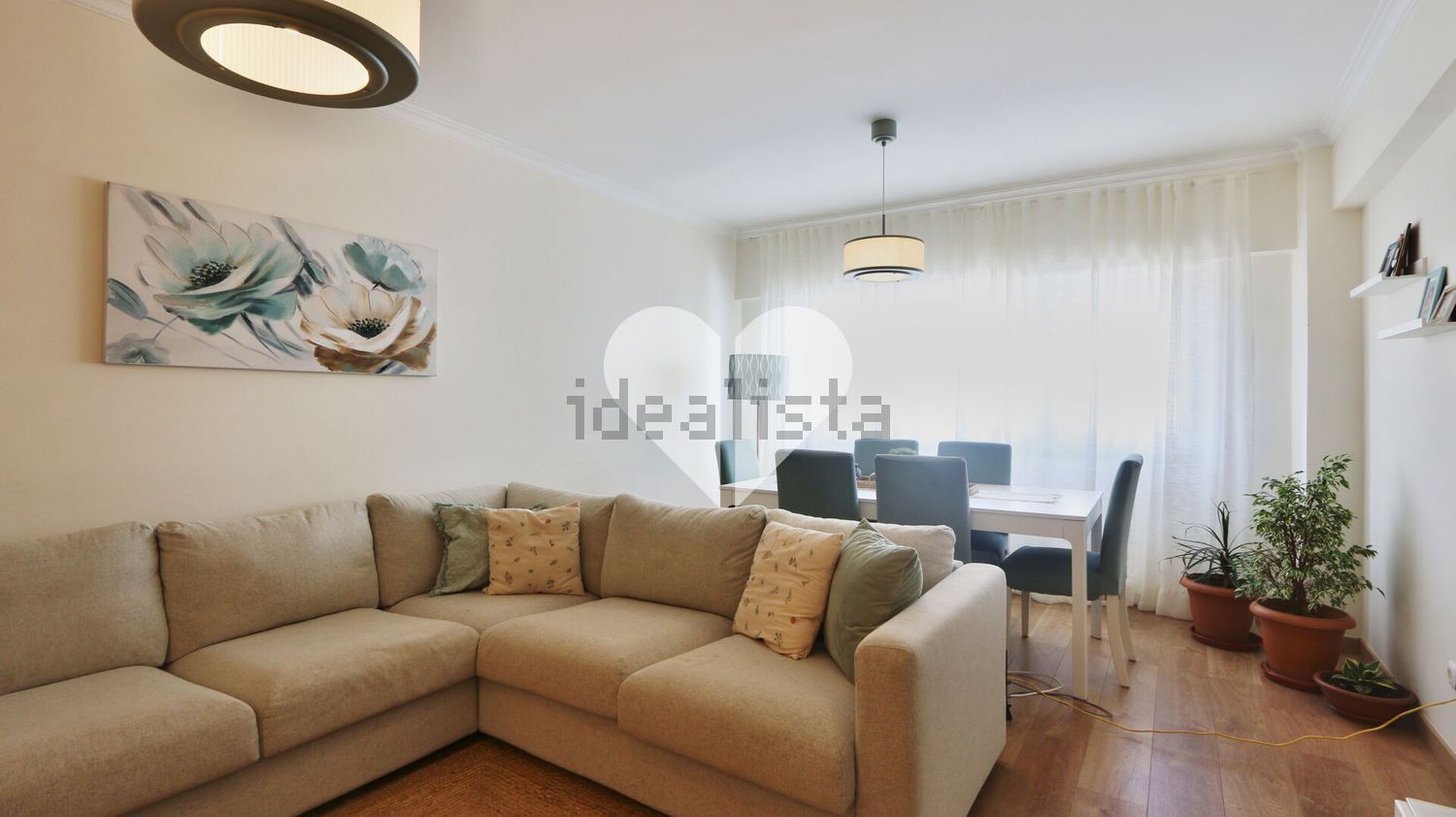 公寓 t4出售在Massamá - 客厅