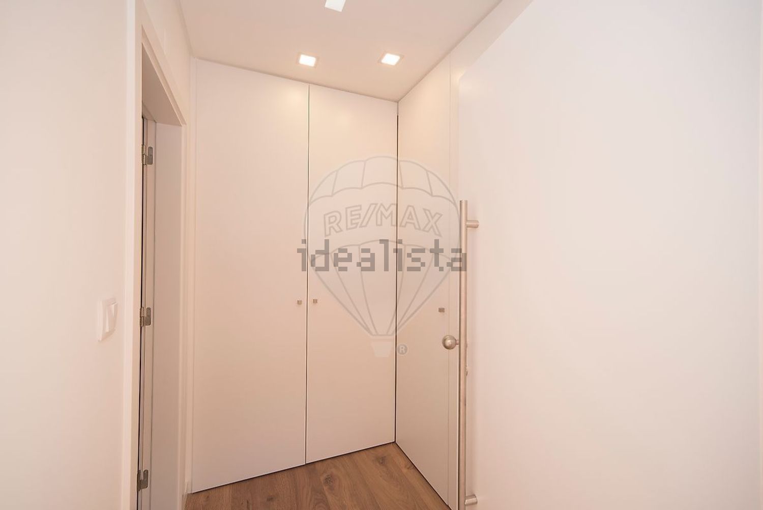 出租小楼房或独栋别墅Cm1318 - 照片