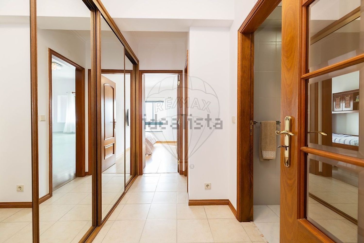 公寓 t2出售在Rua Poço - 过道