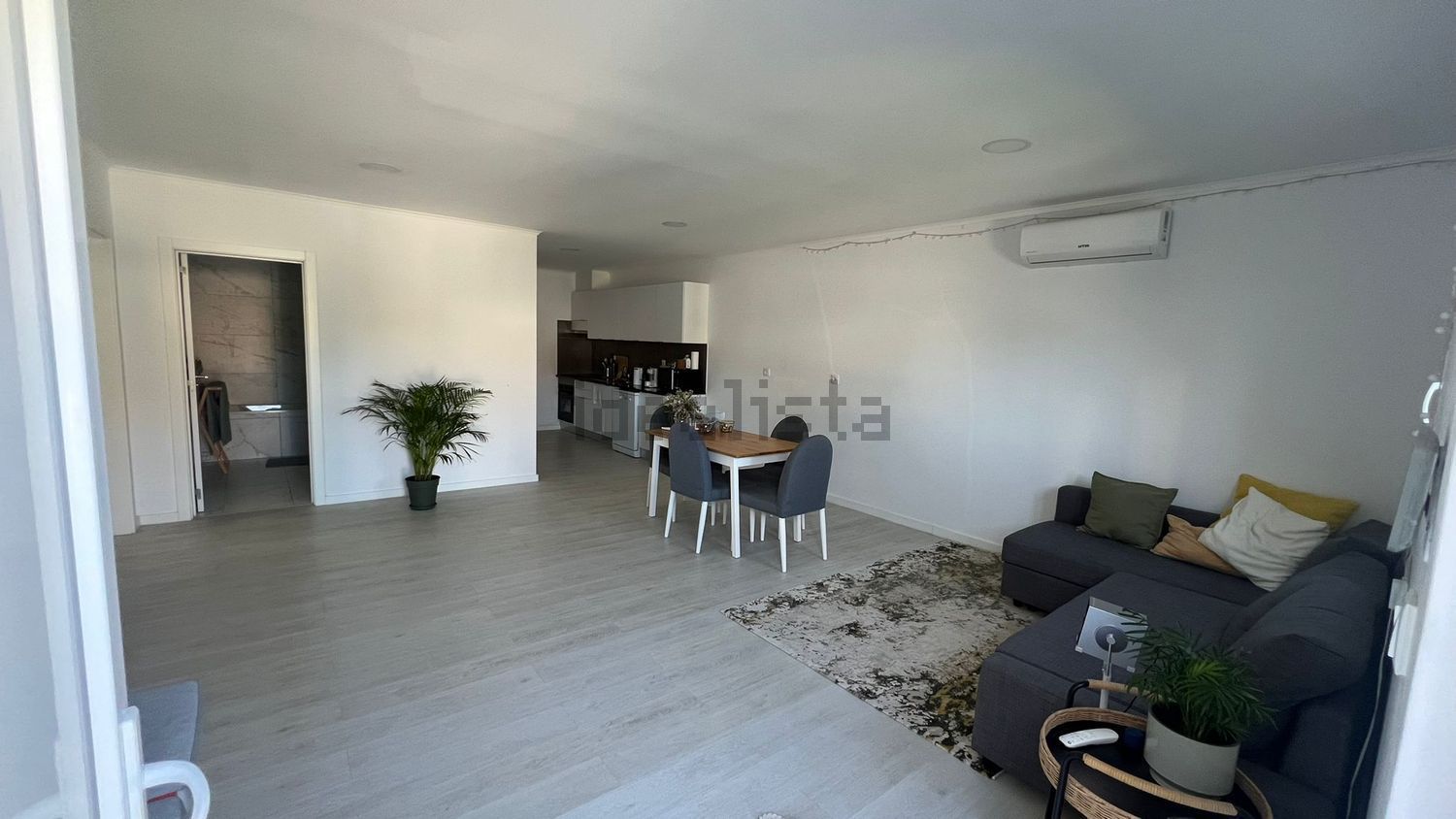 出租小楼房或独栋别墅在Rua Rui Cinatti, 391 - 客厅