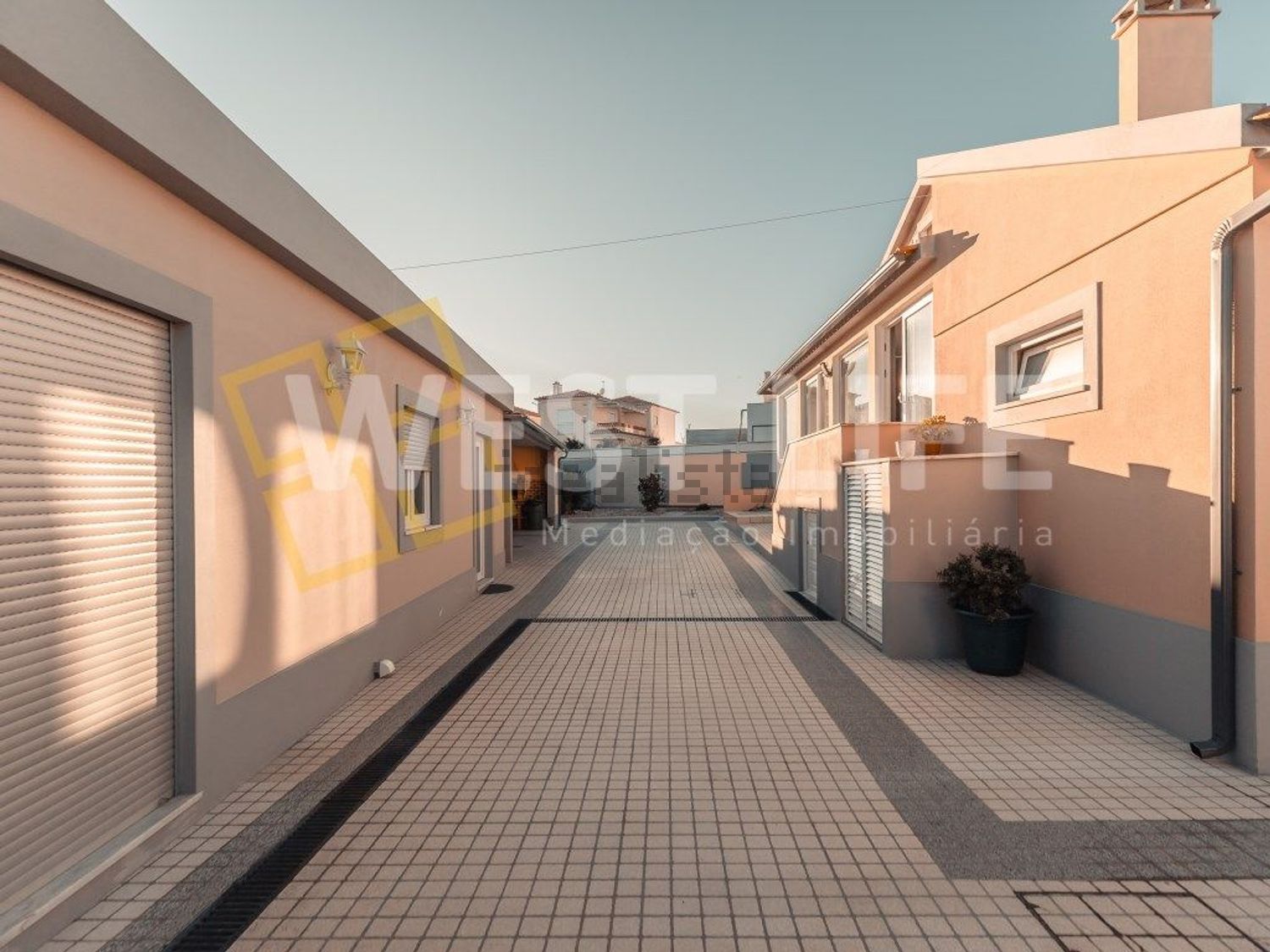 小楼房或独栋别墅出售在Centro - 阳台