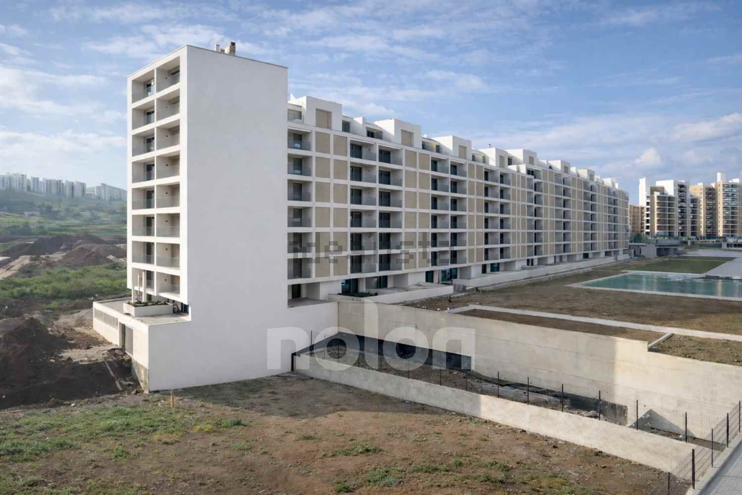 公寓 t4出售在Rua Mário Eloy Pereira, 2 Bloco F2 - 视线