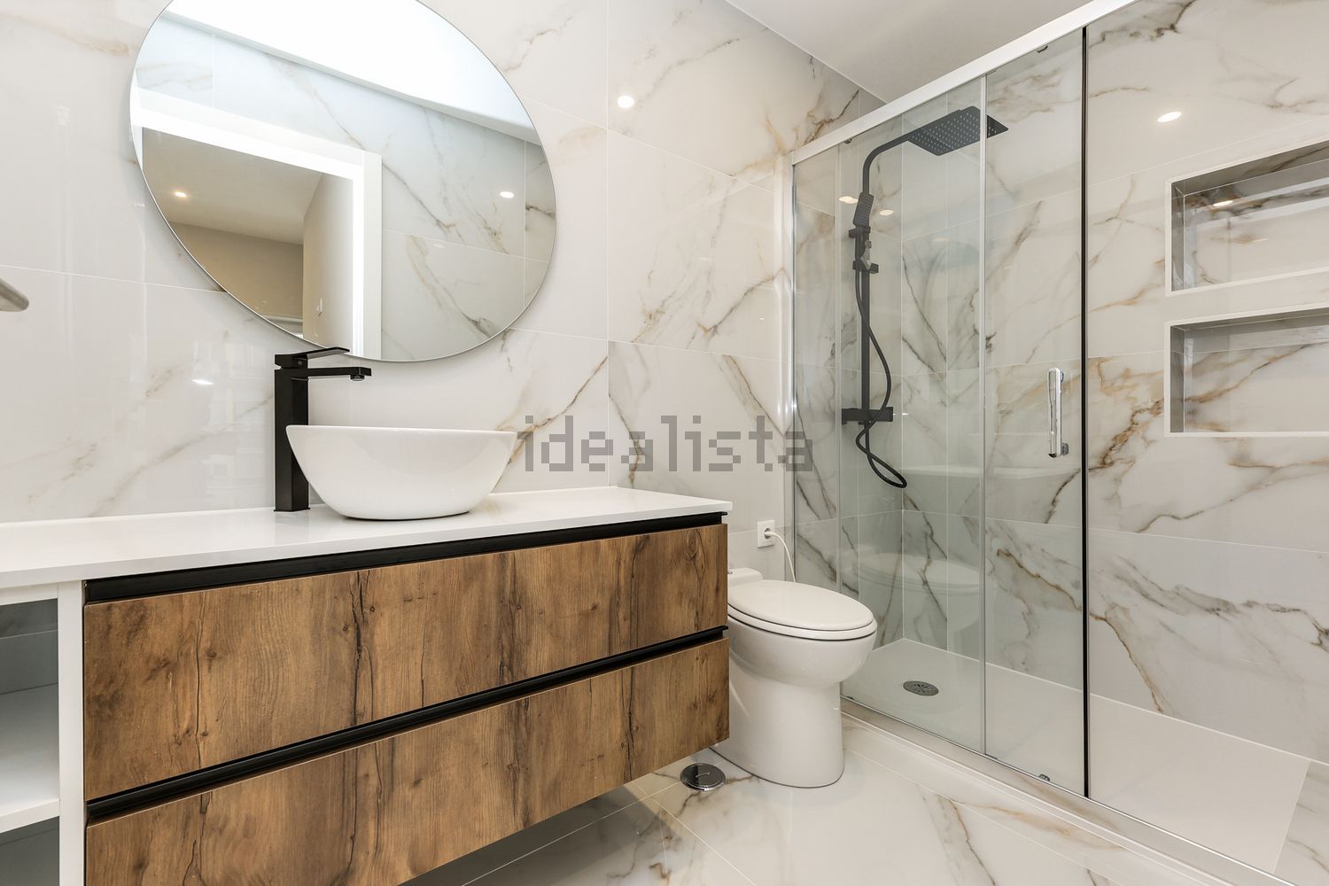 出租公寓 t4在Rua João das Regras, 35 - 卫生间