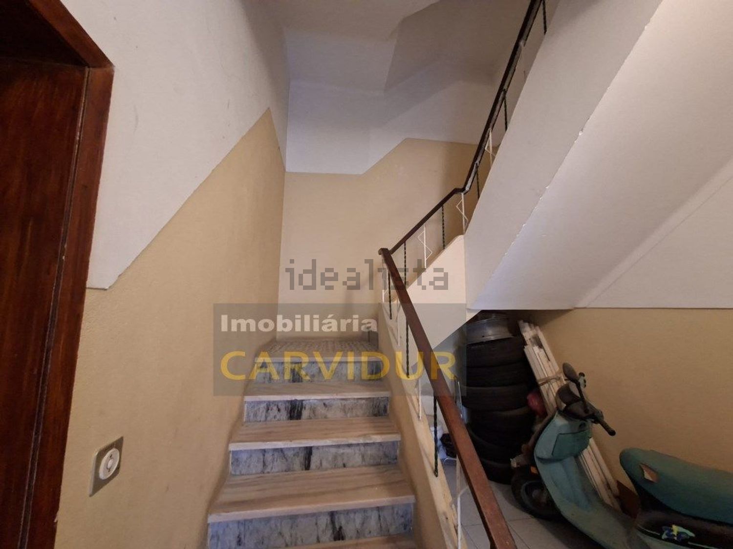 公寓 t2出售在Baixa da Banheira - 详情