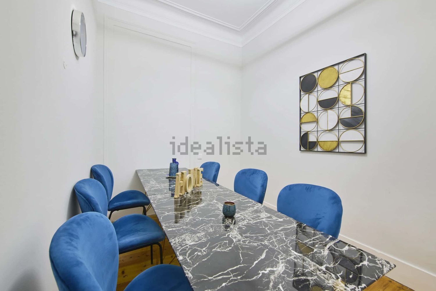 出租房间在Largo Vitorino Damásio, 2 - 客厅