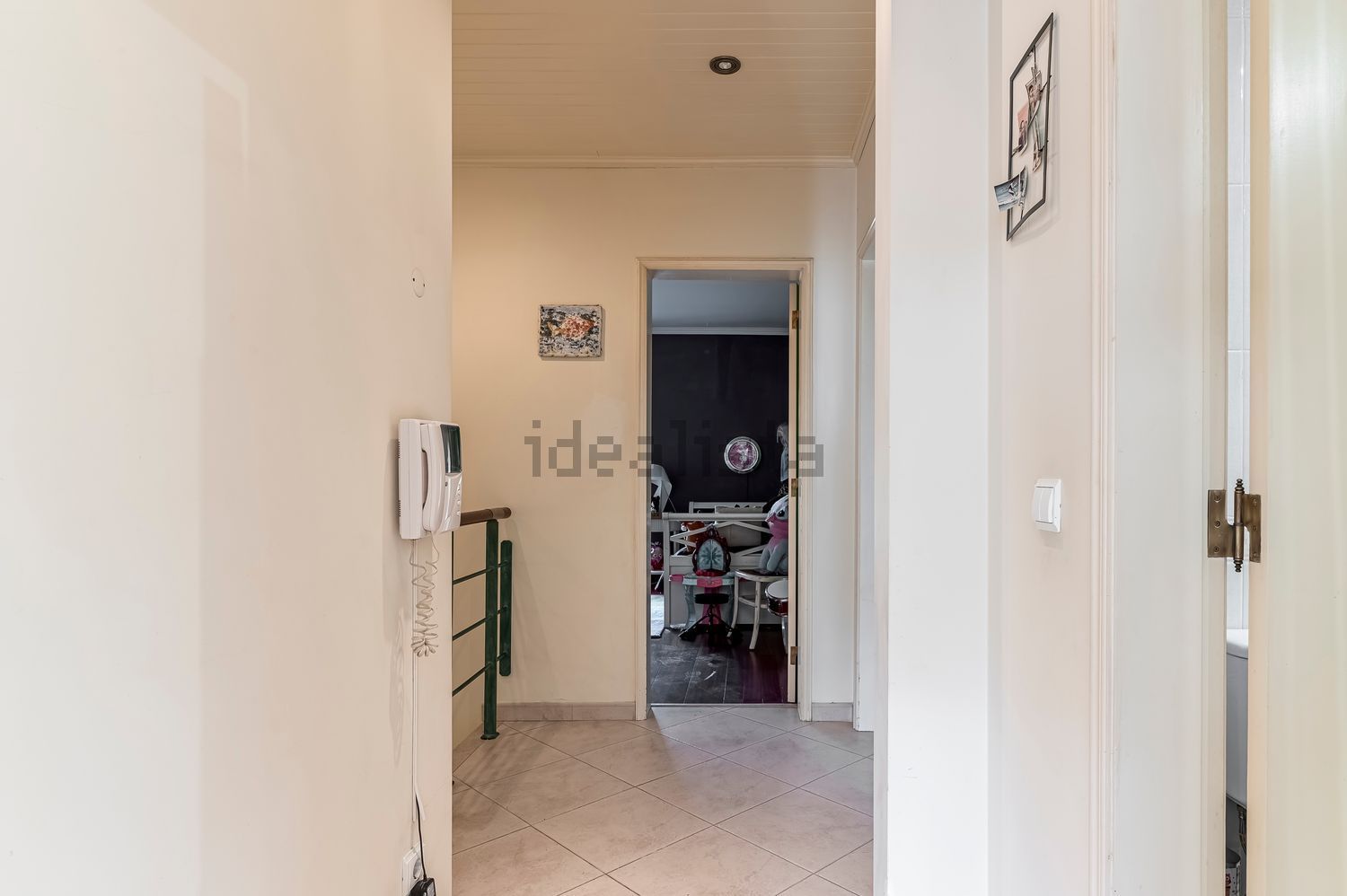 联排别墅出售在Rua do Círio dos Olhos de Água, 63 - 过道