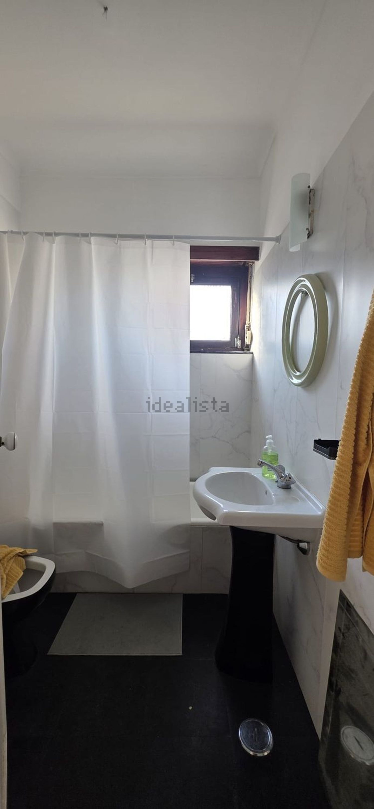 出租房间在Rua Júlio Dinis, 20 - 卫生间