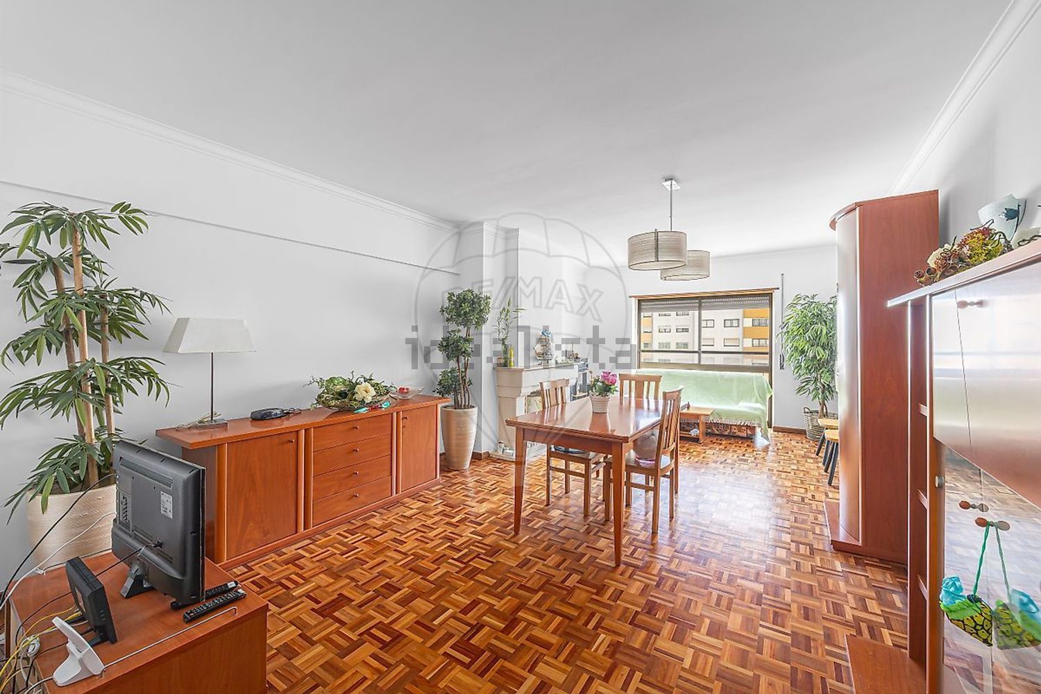 公寓 t4出售在Praceta Cesário Verde - 客厅