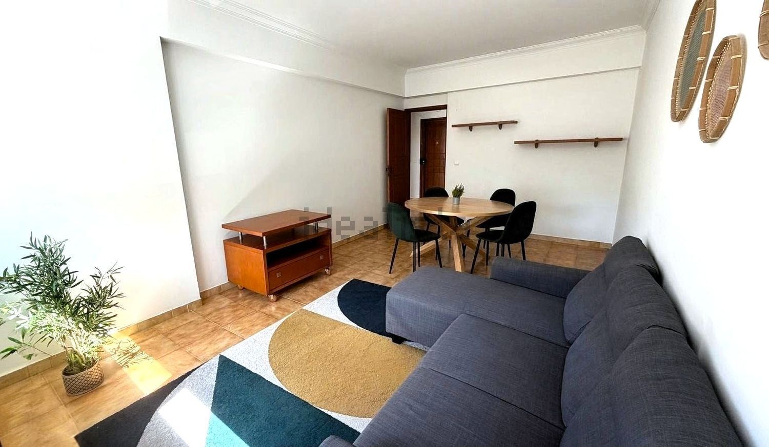 出租公寓 t1在Rua Alice Oeiras, 9 - 客厅