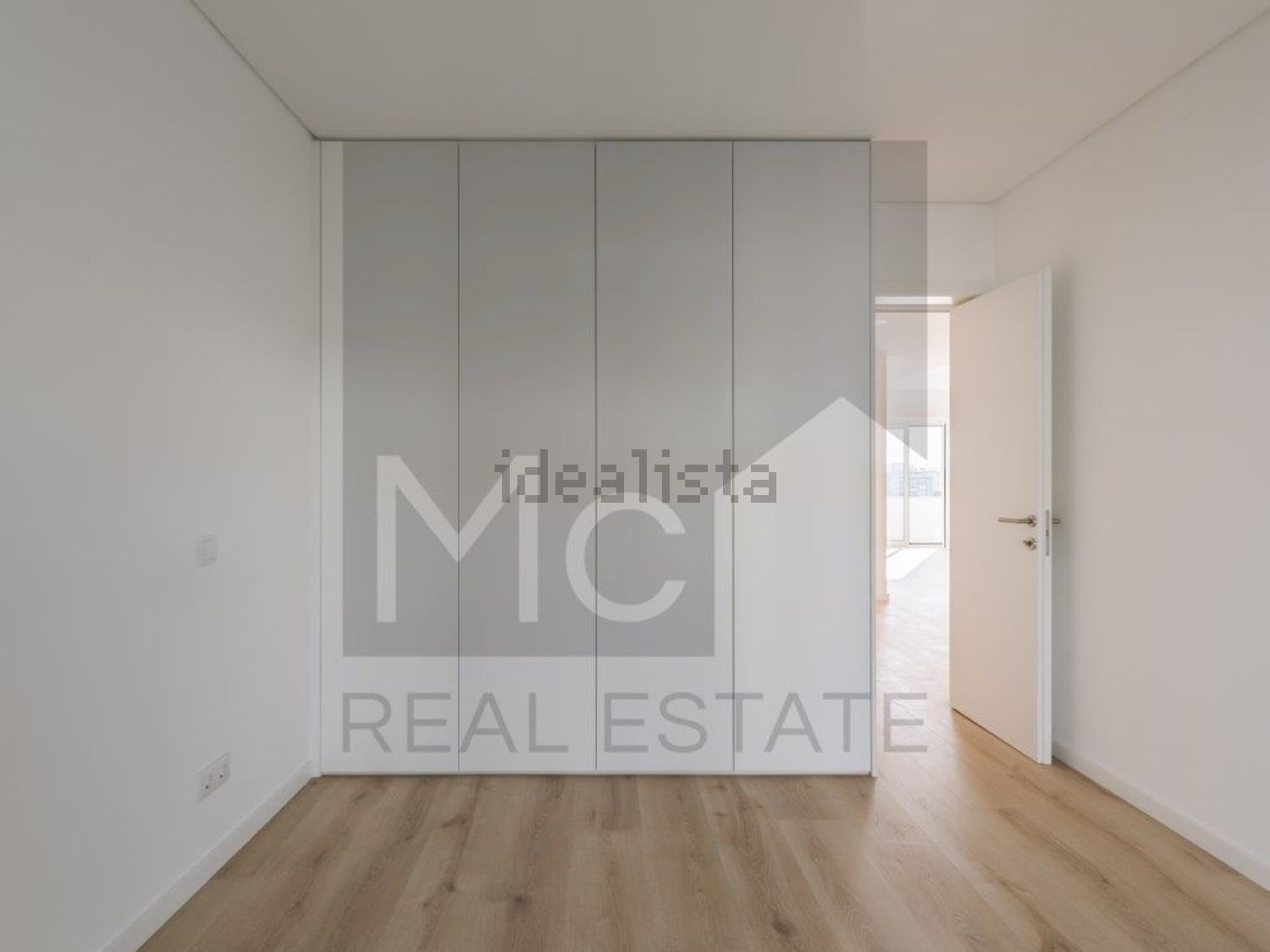 出租公寓 t2在Avenida General Roçadas, 70 C - 卧室