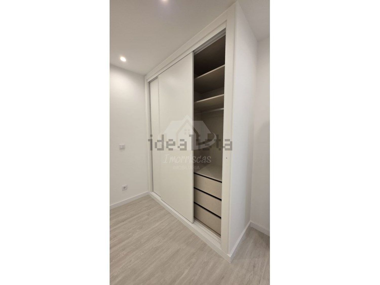 公寓 t3出售在Rua Cidade de Bolama - 卧室