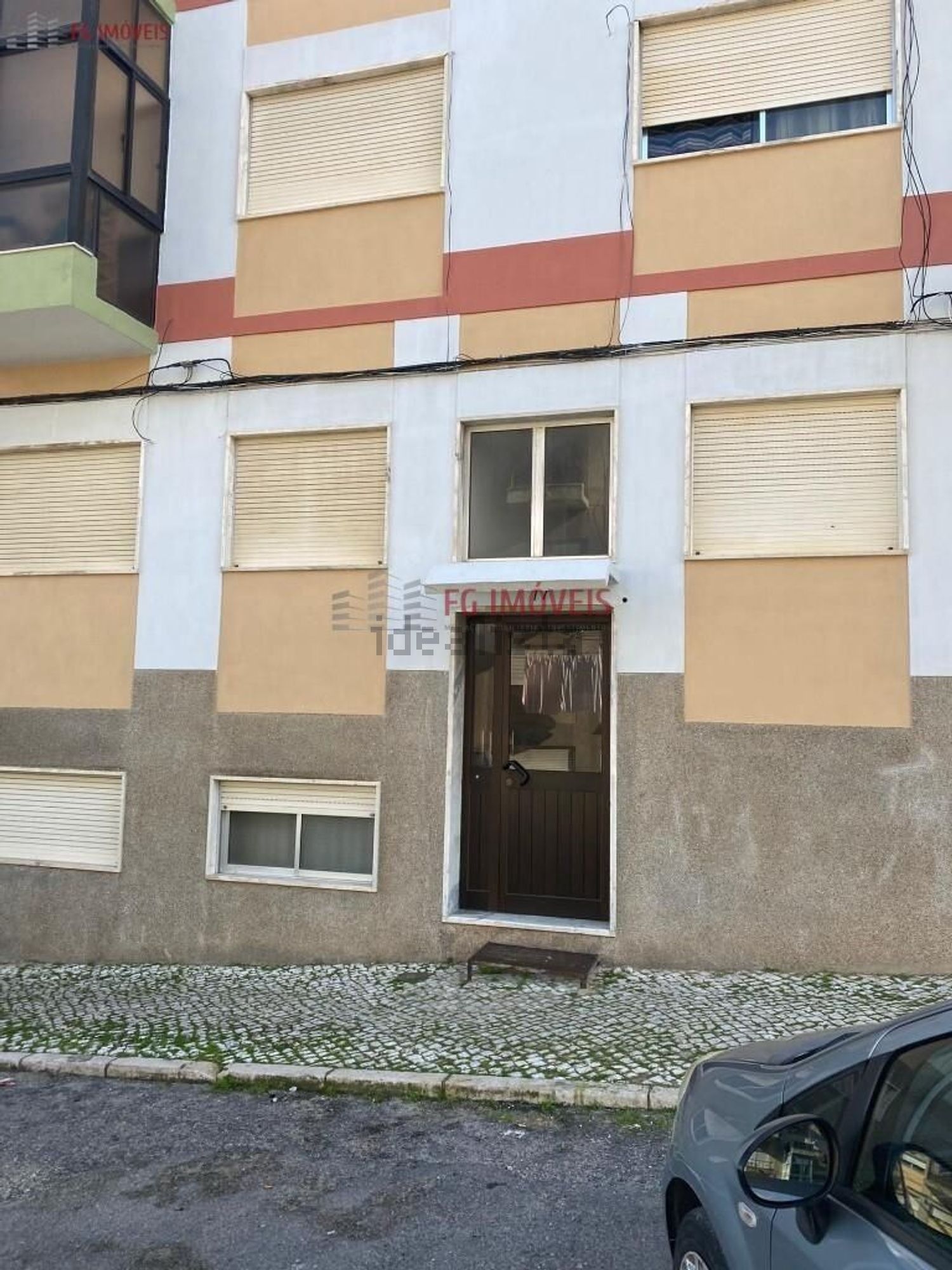 公寓 t2出售在Rua José Elias Garcia - 视线