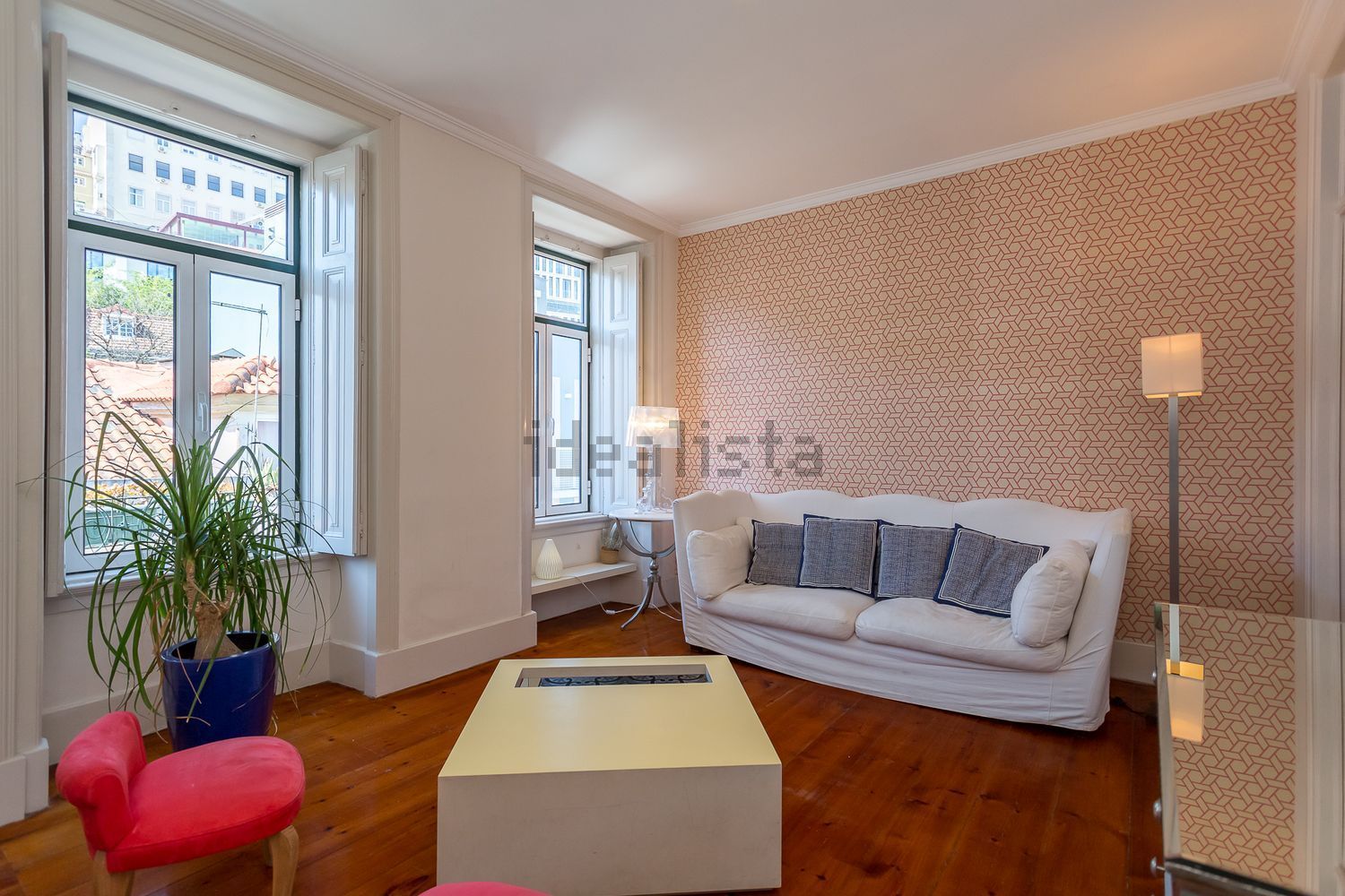 复式公寓出售在Rua das Taipas - 客厅