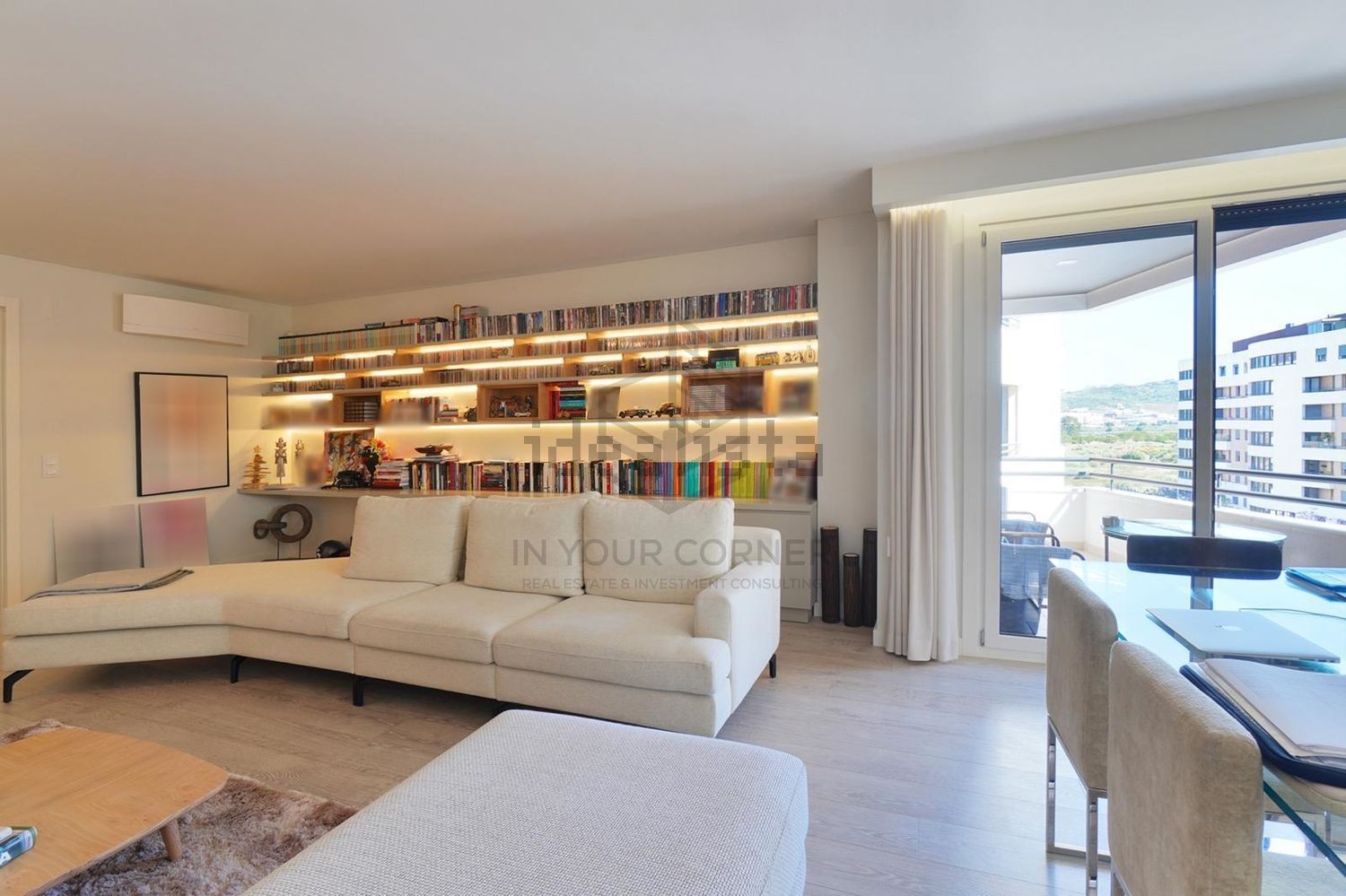 出租公寓 t3在Praça Infante Dom Duarte, 1 - 客厅