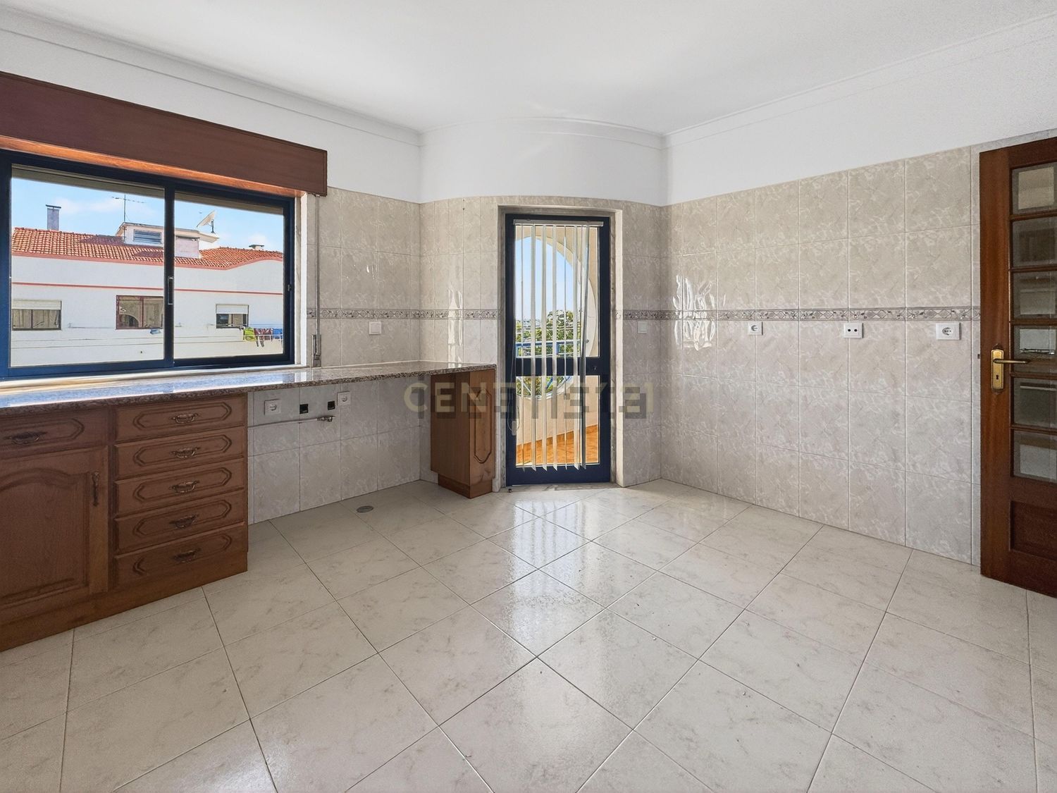 出租公寓 t3在Rua Rodrigues Lapa, 14 - 照片