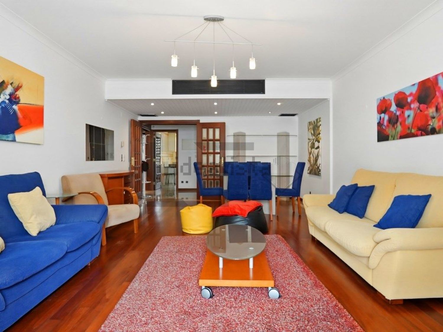 出租公寓 t2在Rua Comandante Cousteau - 客厅