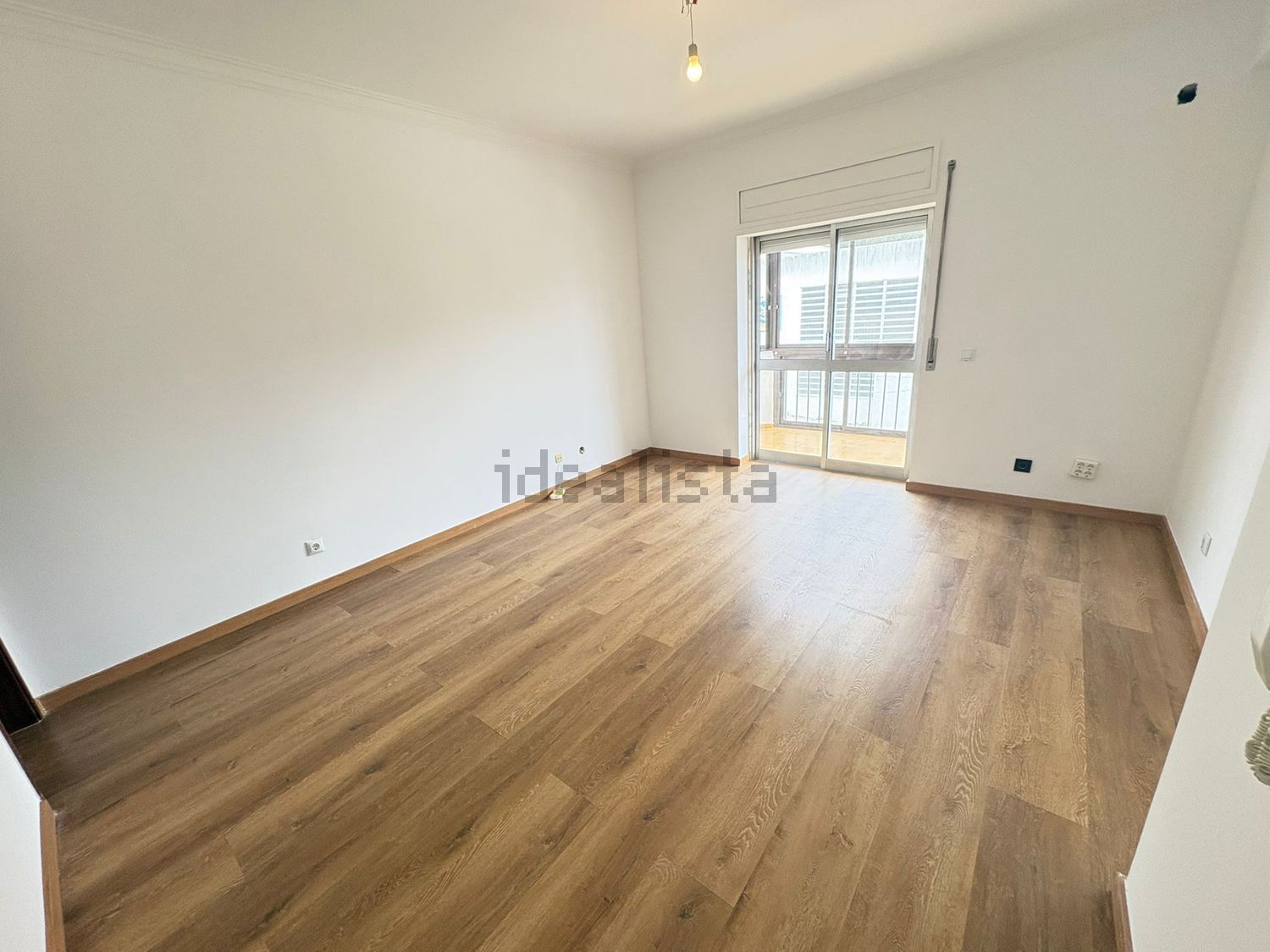 出租公寓 t2在Rua Armando Cortesão, 28 - 居住