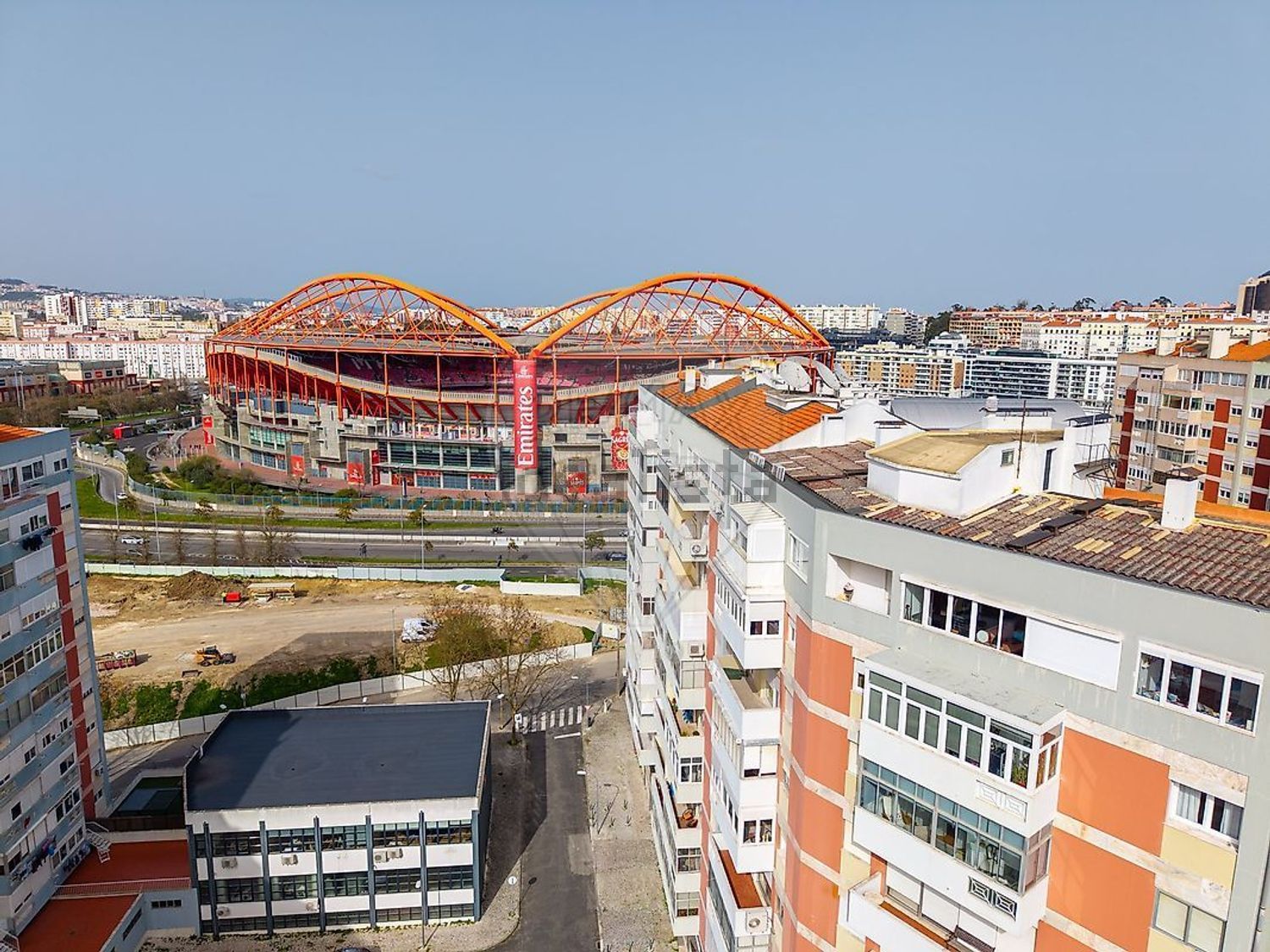 出租公寓 t1在Largo Maurício de Oliveira - 照片