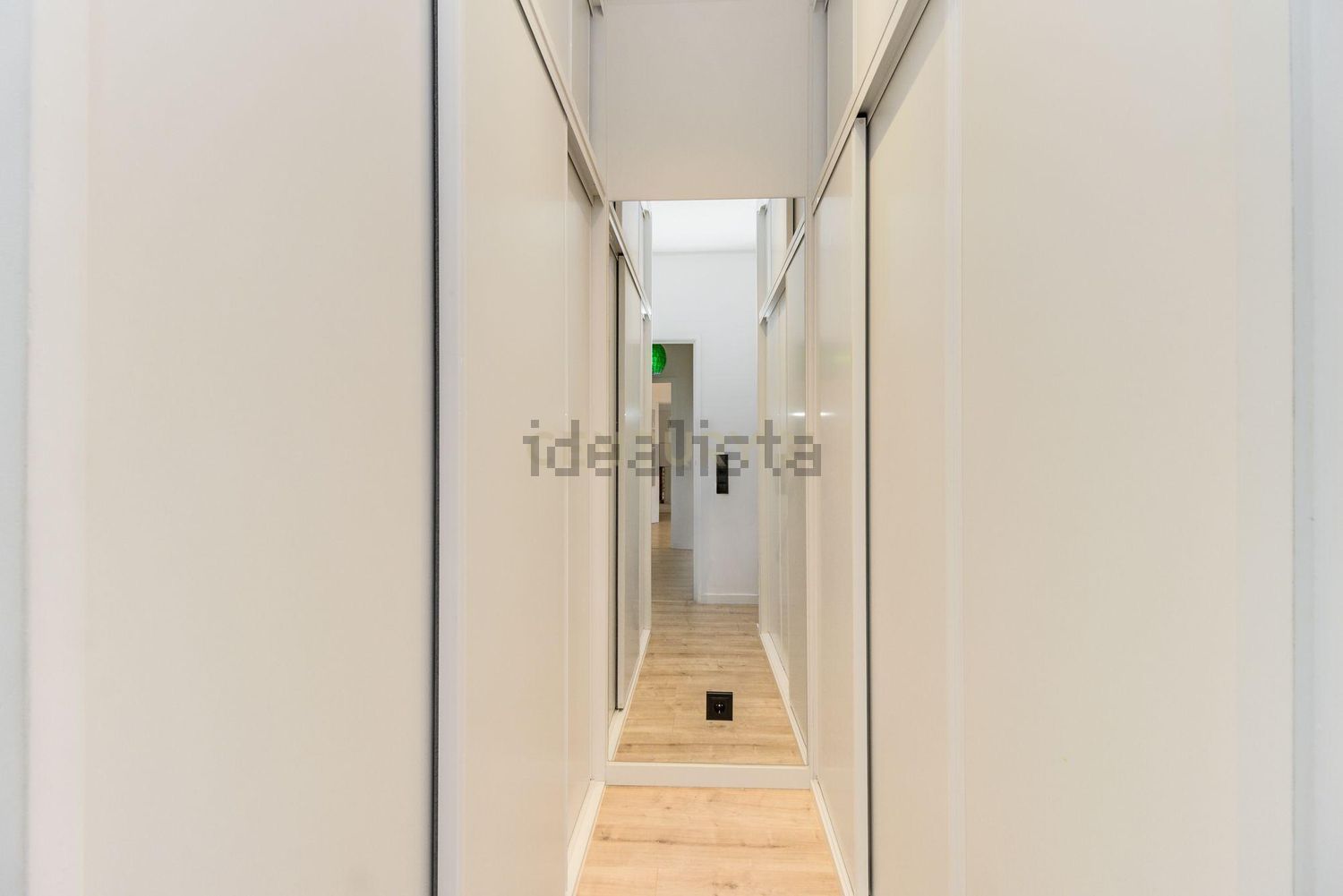 出租公寓 t2在Avenida Conselheiro Barjona de Freitas, 7 - 过道