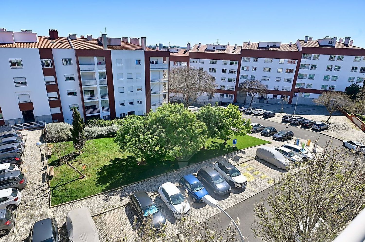 公寓 t3出售在Rua Água-Marinha - 游泳池