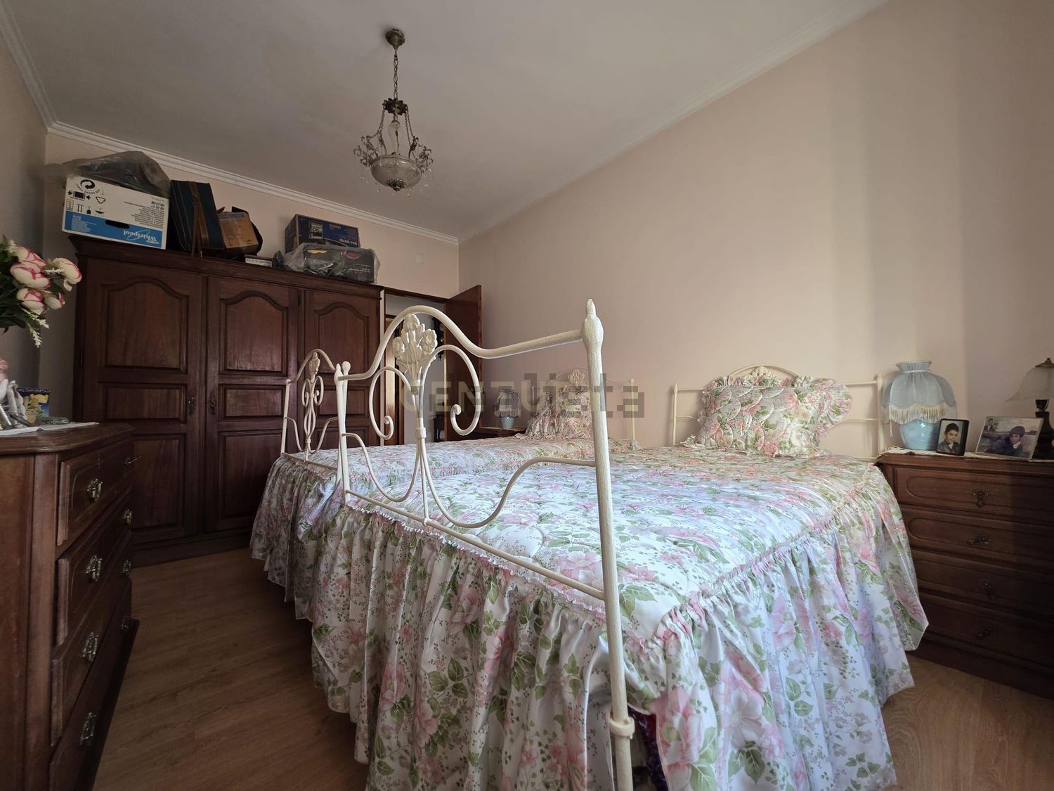 小楼房或独栋别墅出售在Avenida de Lisboa, 48 - 卧室