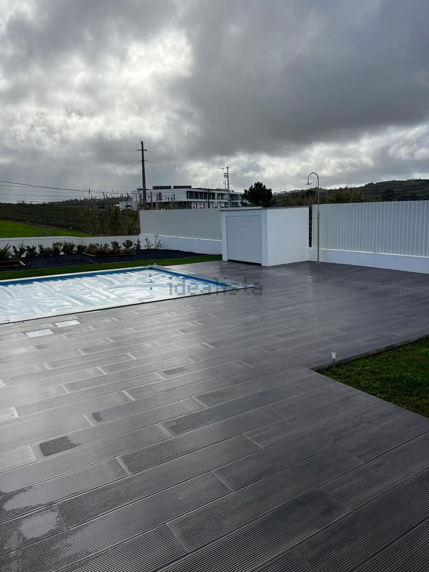 小楼房或独栋别墅出售在Rua Nova do Ribeiro, 12 - 游泳池