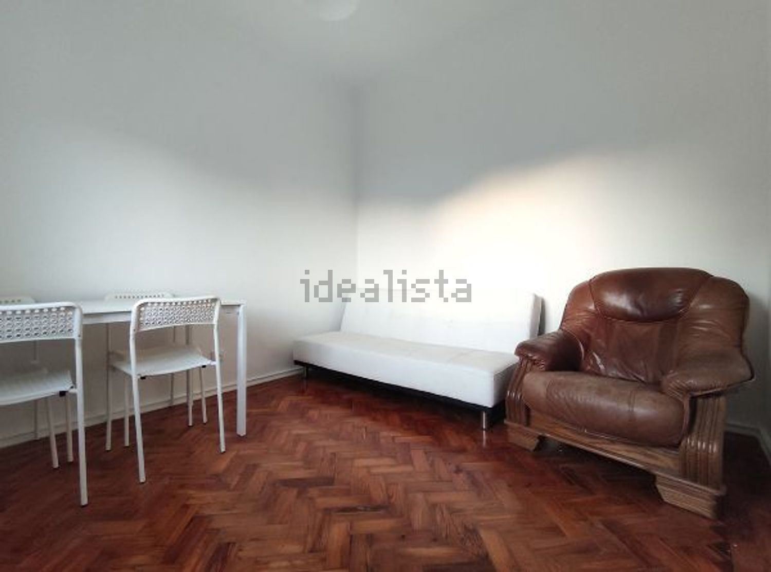 出租公寓 t2在Rua dos Pinheiros - 客厅