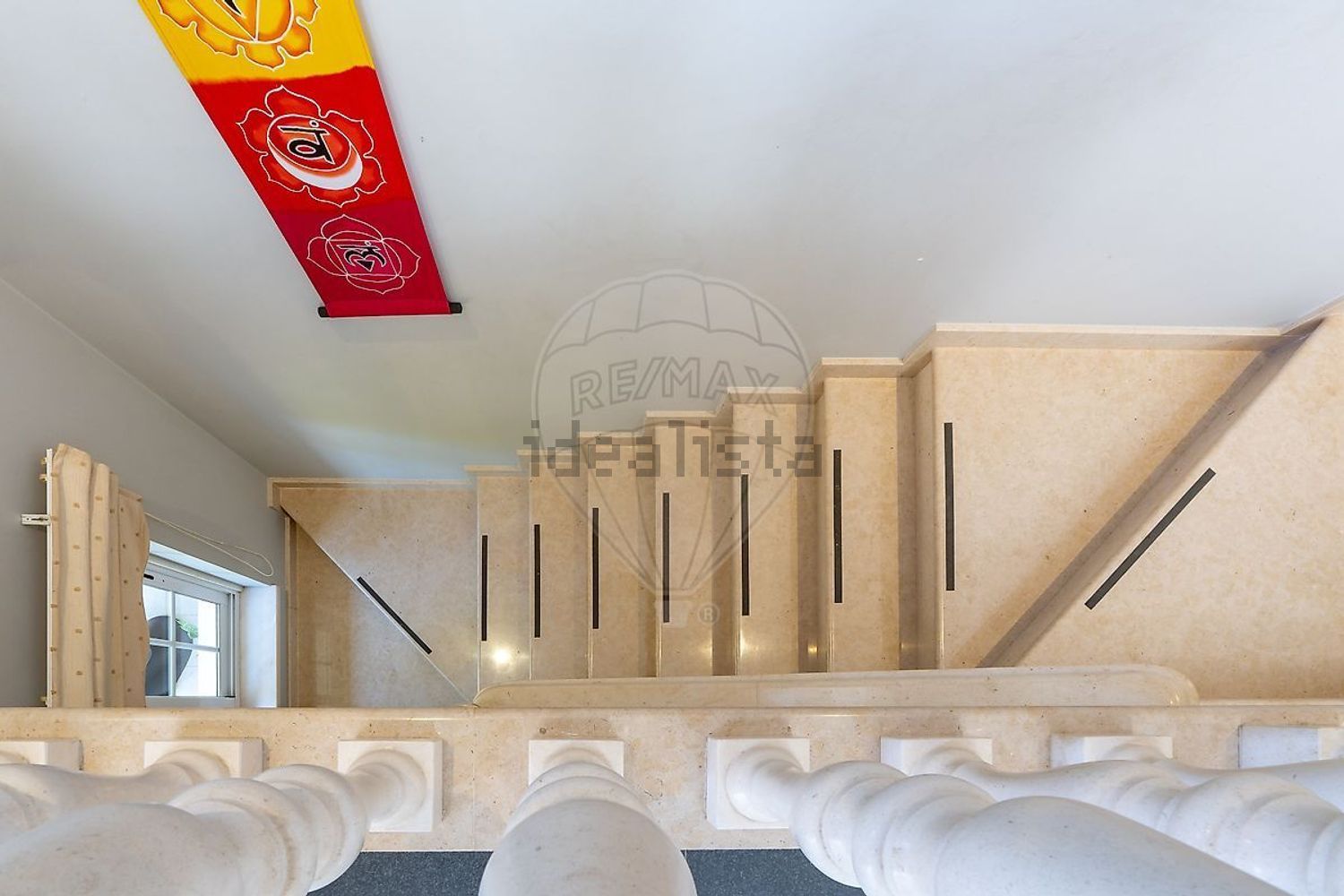 小楼房或独栋别墅出售在Rua do Campo da Bola - 详情