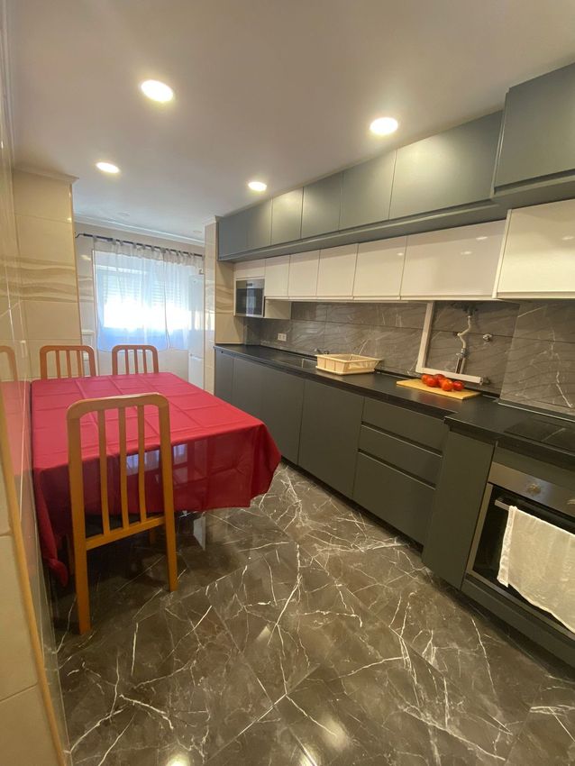 出租房间在Rua General Humberto Delgado, 28 n