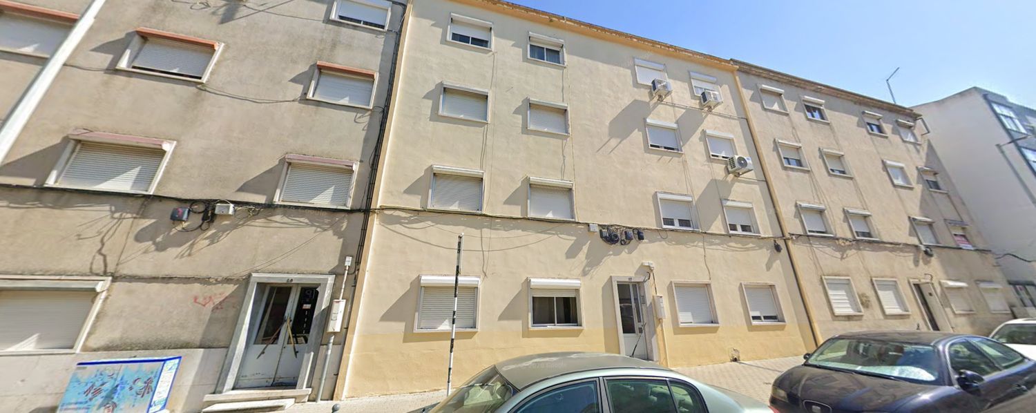 出租公寓 t2在Rua General Humberto Delgado, 14