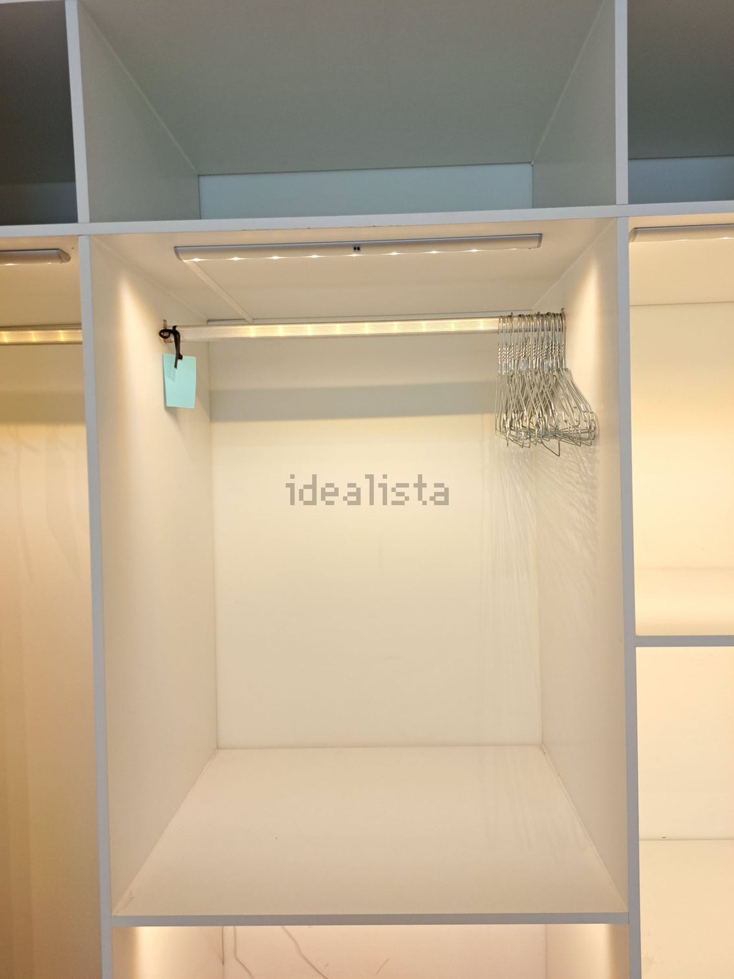 出租房间在Estrada de Benfica, 244 - 试衣间