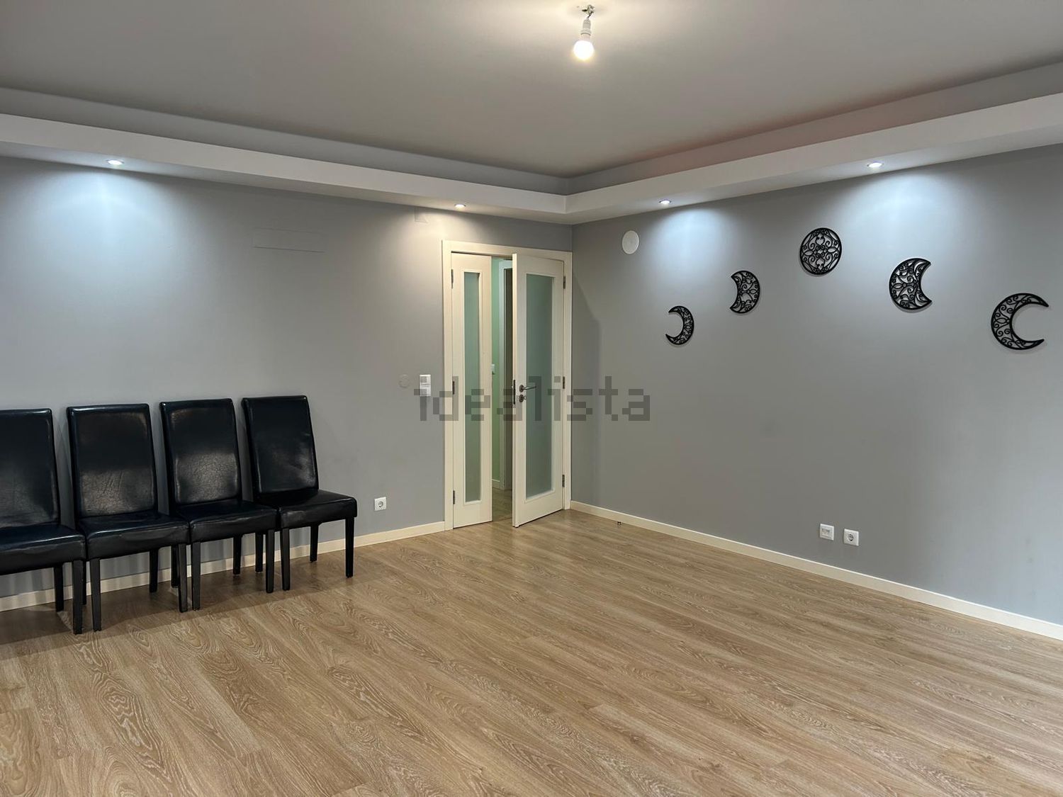 出租公寓 t2在Rua Sargento José Garcia Henriques, 6 - 客厅