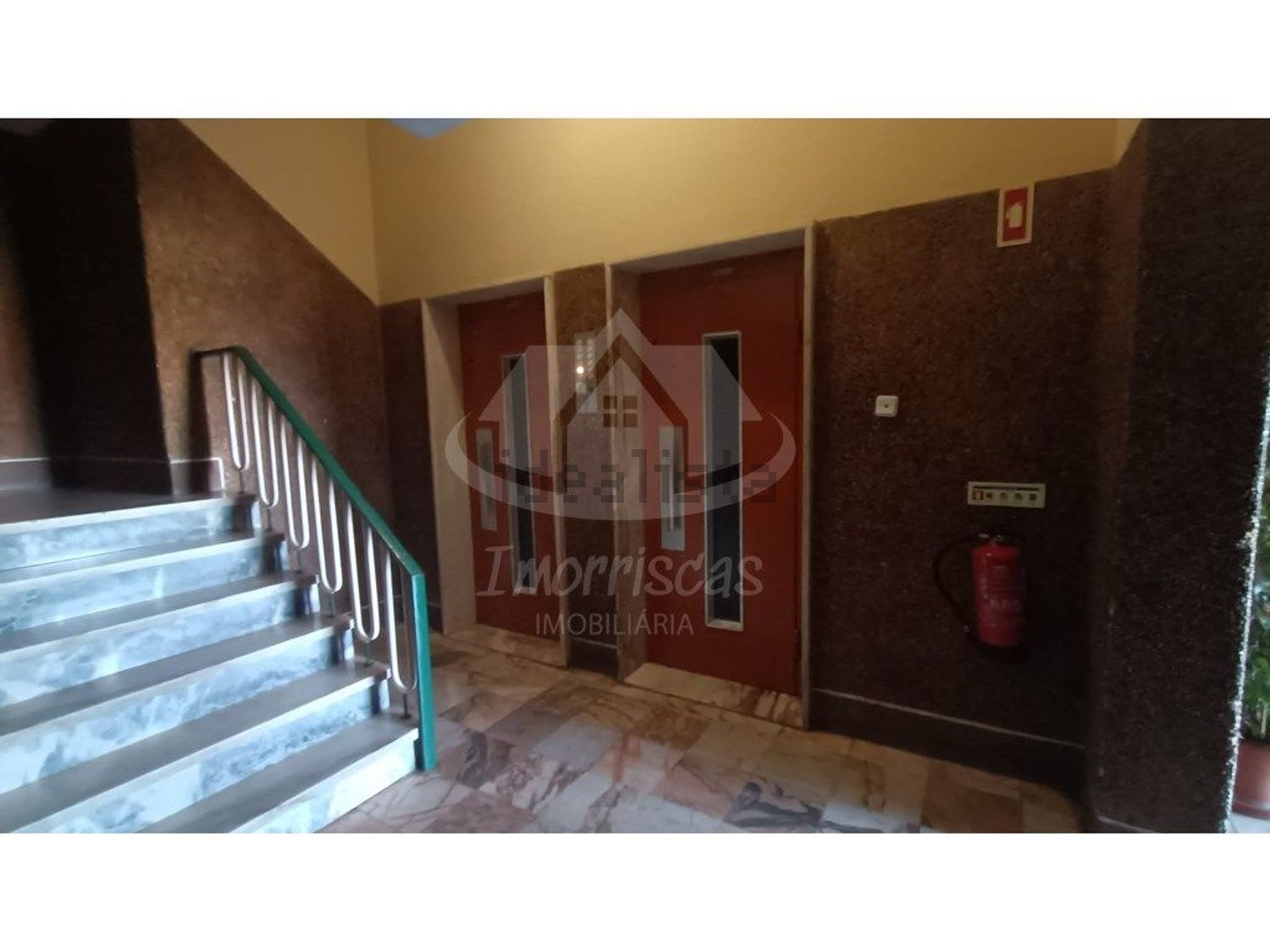 公寓 t2出售在Rua João Nunes Resende - 详情