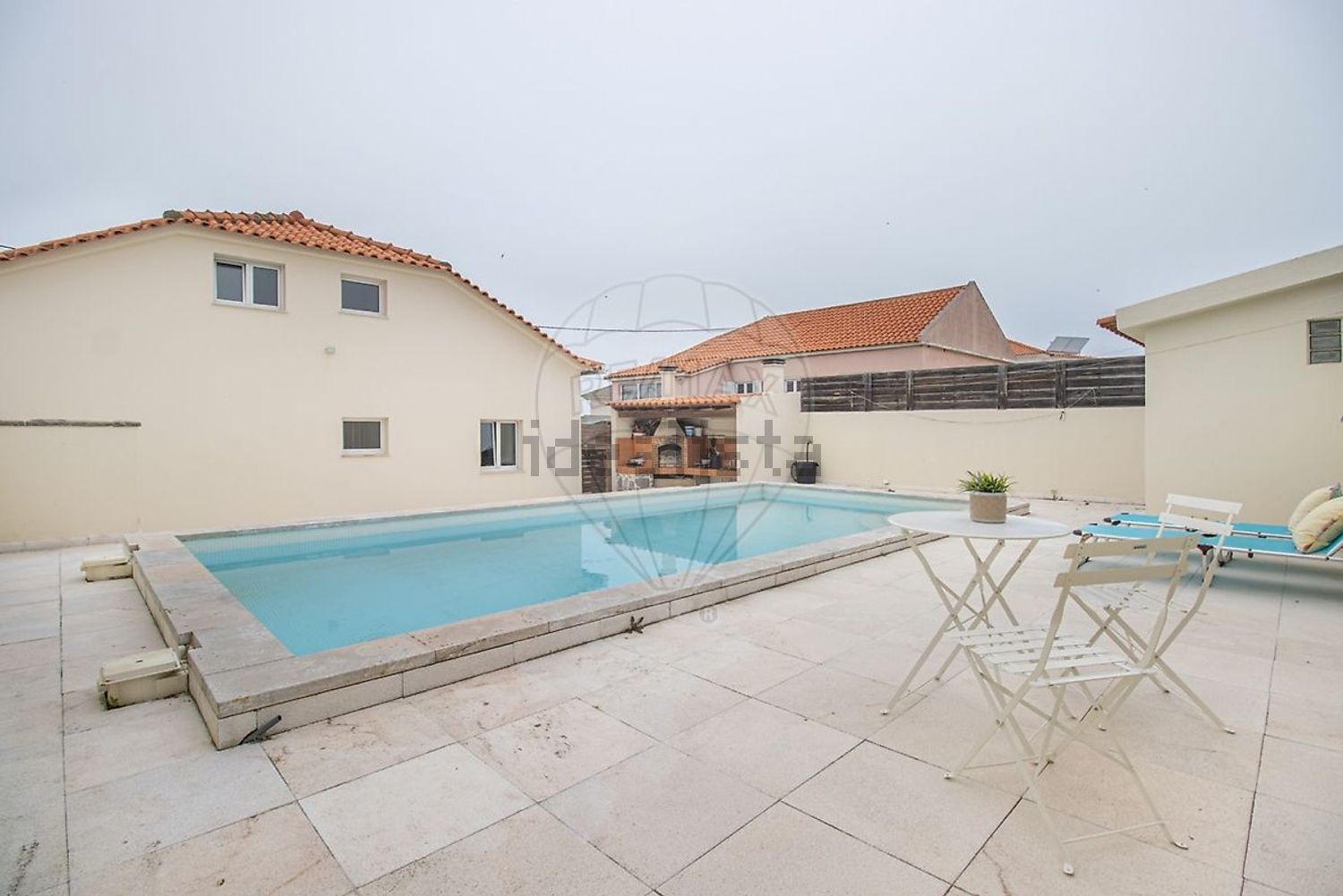 小楼房或独栋别墅出售在Estrada do Cabo da Roca - 游泳池