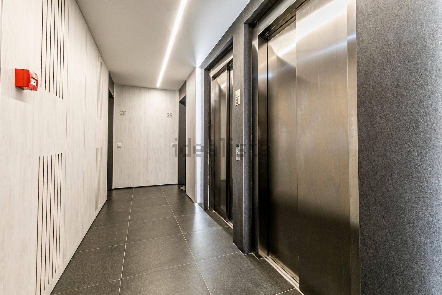 公寓 t2出售在Rua de Santa Engrácia, 6 - 过道