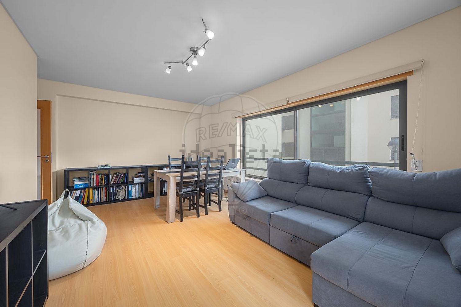 公寓 t2出售在Travessa Ivone Silva - 客厅